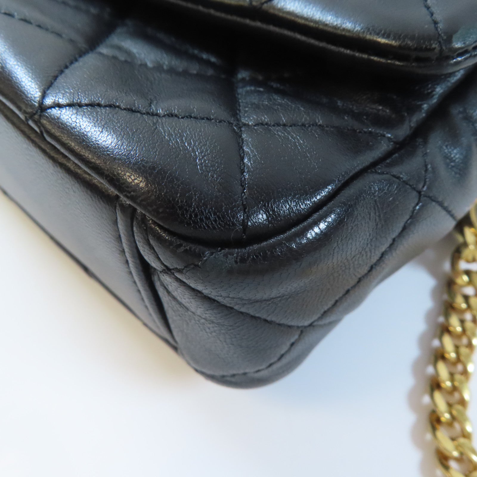 CHANEL 菱格羊皮皮革Chain Shoulder金扣鏈帶肩背袋黑色