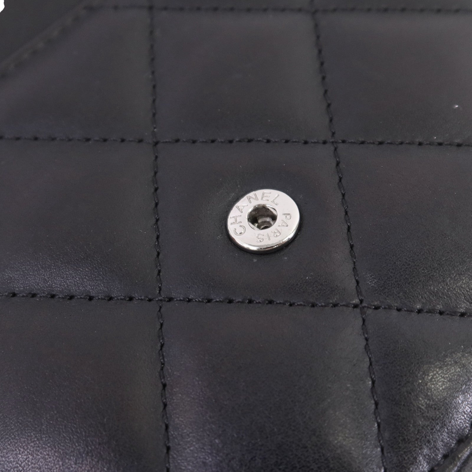 CHANEL 牛皮皮革WOC Wallet On Chain銀扣鏈帶肩背袋