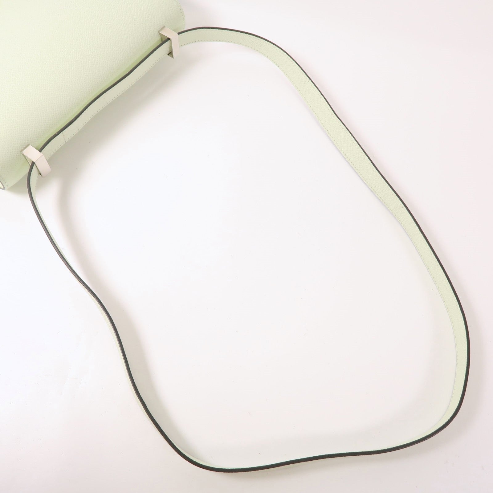 HERMES Epsom皮革Constance 24銀扣肩背袋Vert Fizz淺綠色