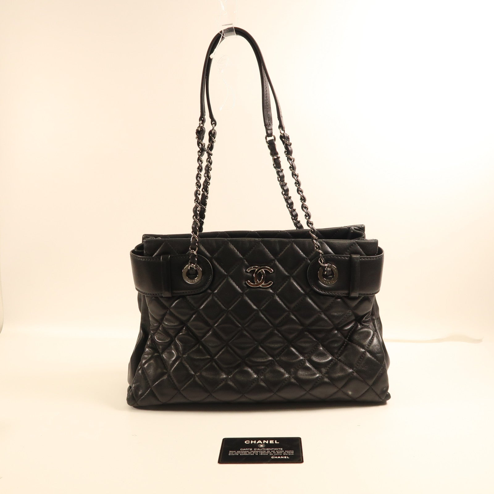 CHANEL 羊皮皮革Shoulder Bag銀扣鏈帶肩背袋黑色