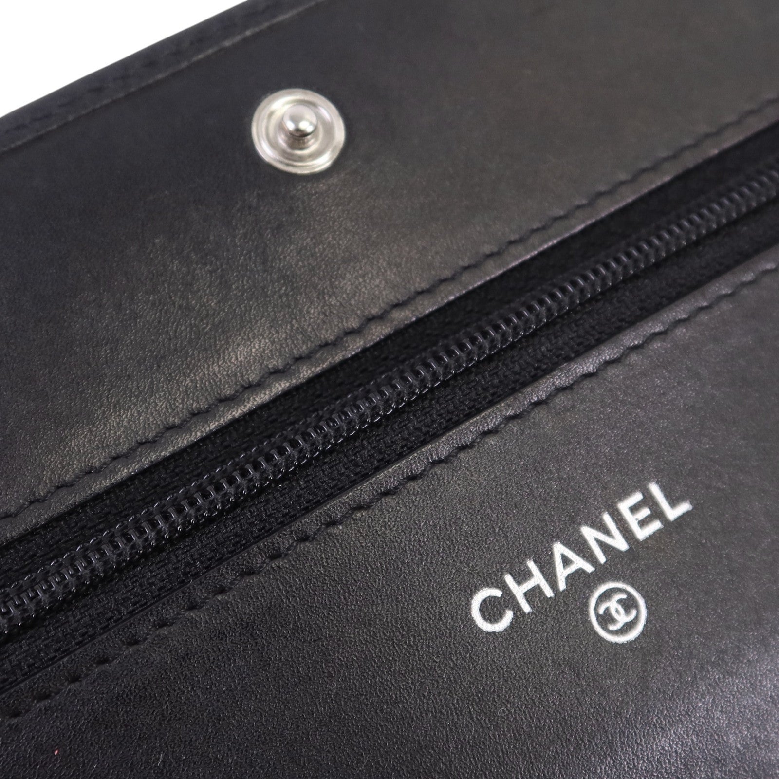 CHANEL 牛皮皮革WOC Wallet On Chain銀扣鏈帶肩背袋