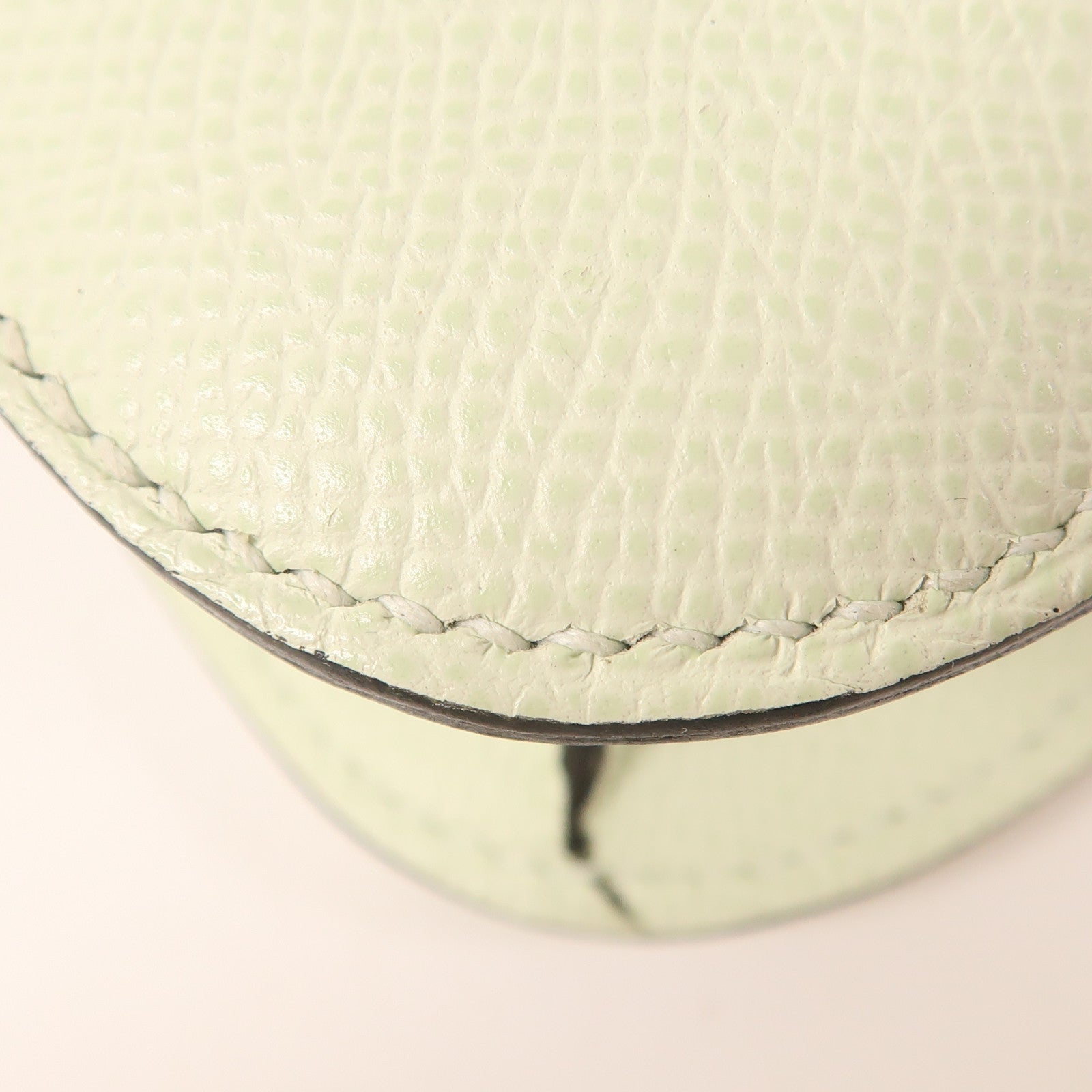 HERMES Epsom皮革Constance 24銀扣肩背袋Vert Fizz淺綠色