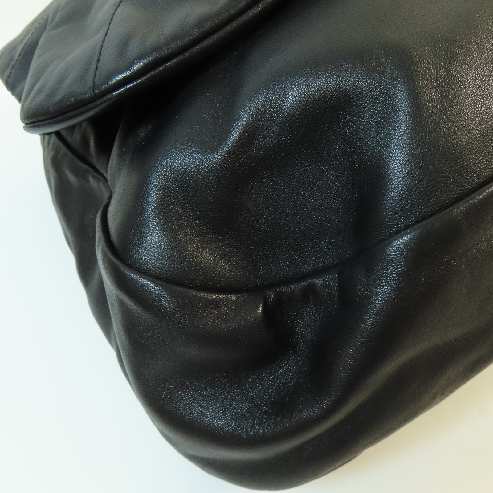 YVES SAINT LAURENT 羊皮皮革LARGE Jamie 4.3金扣肩背袋