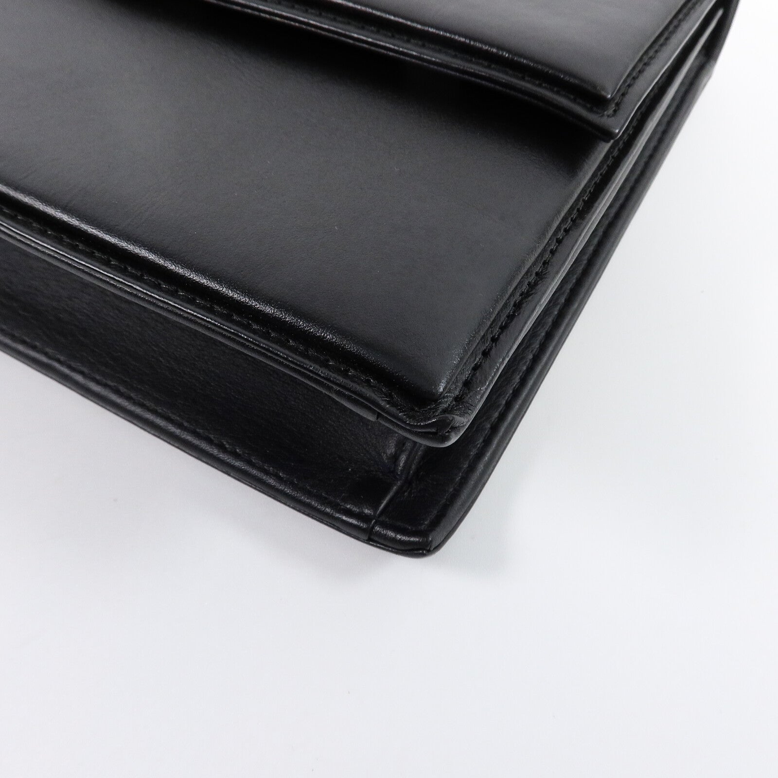 CHANEL 牛皮皮革Square Frame Flap鏈帶肩背袋