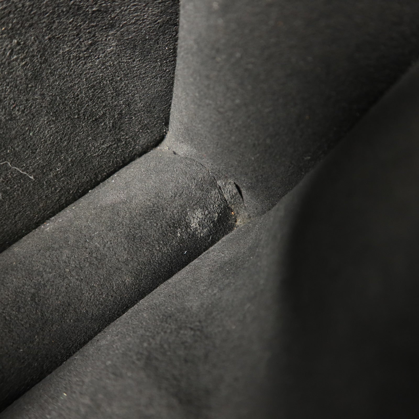 LOUIS VUITTON Monogram Reverse Mini Dauphine金扣肩背袋