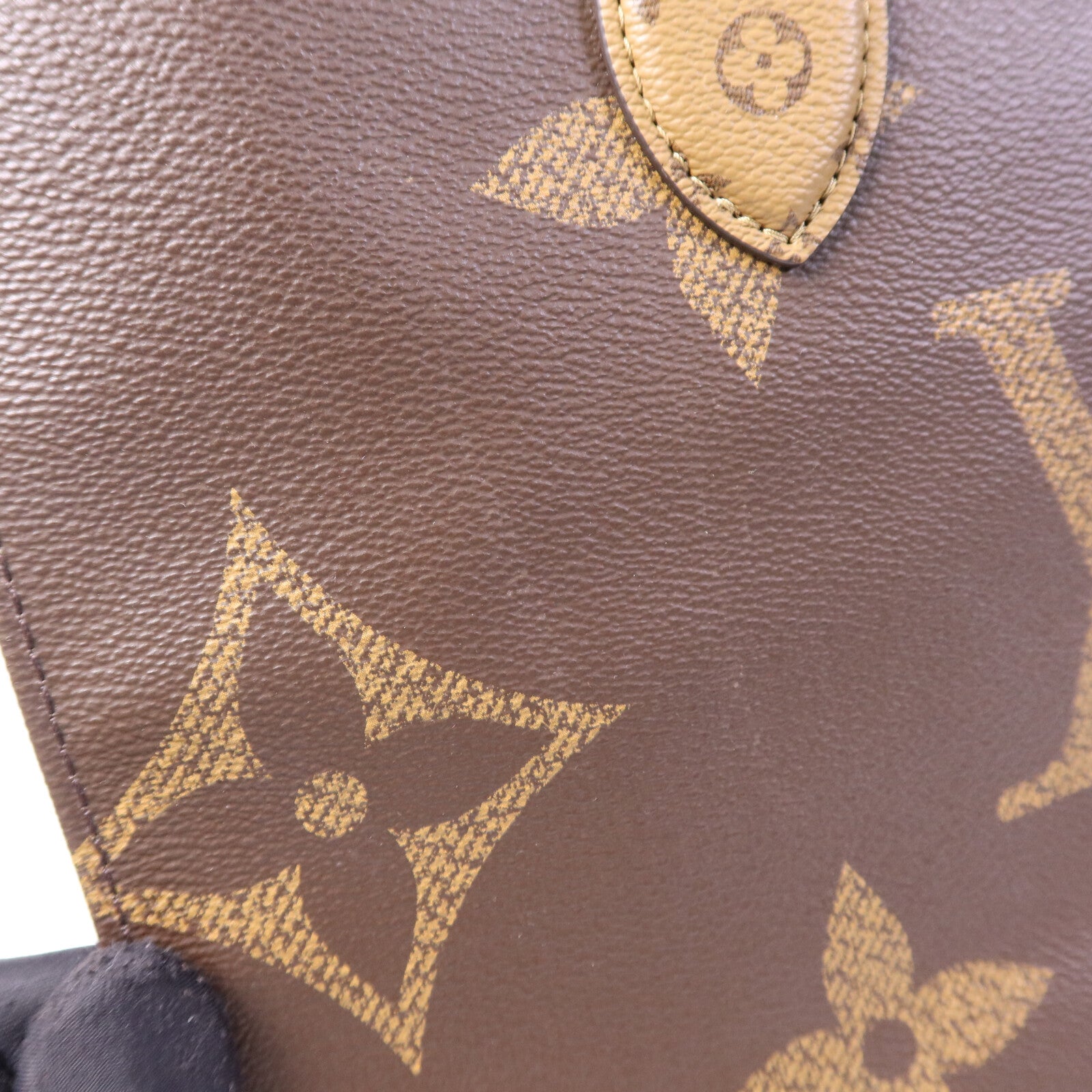 LOUIS VUITTON Monogram Giant On The Go MM金扣手挽肩背兩用袋