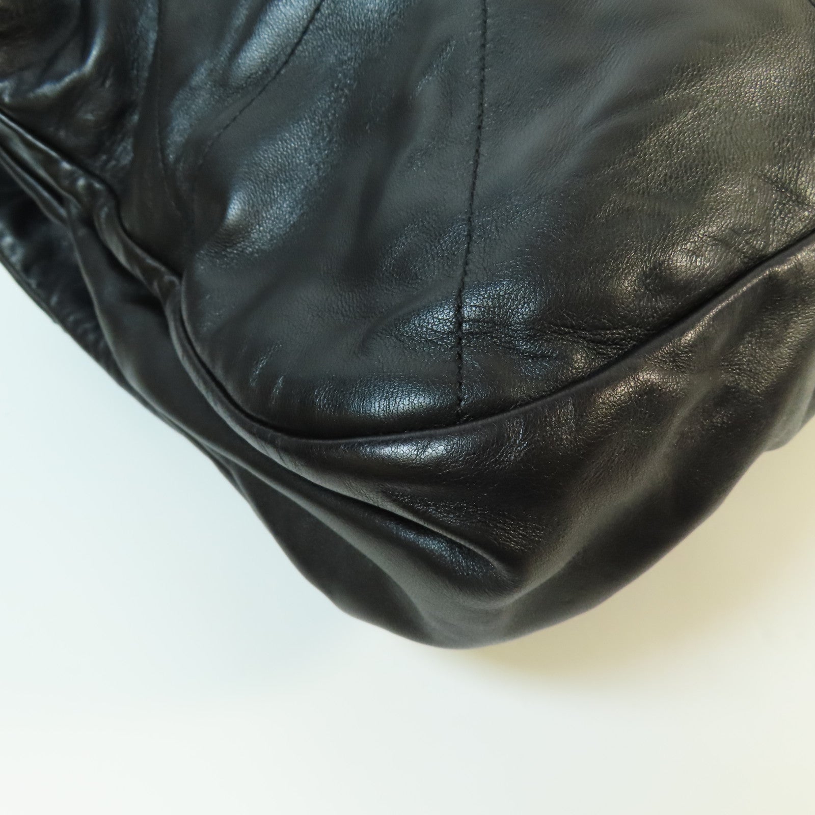 YVES SAINT LAURENT 羊皮皮革LARGE Jamie 4.3金扣肩背袋