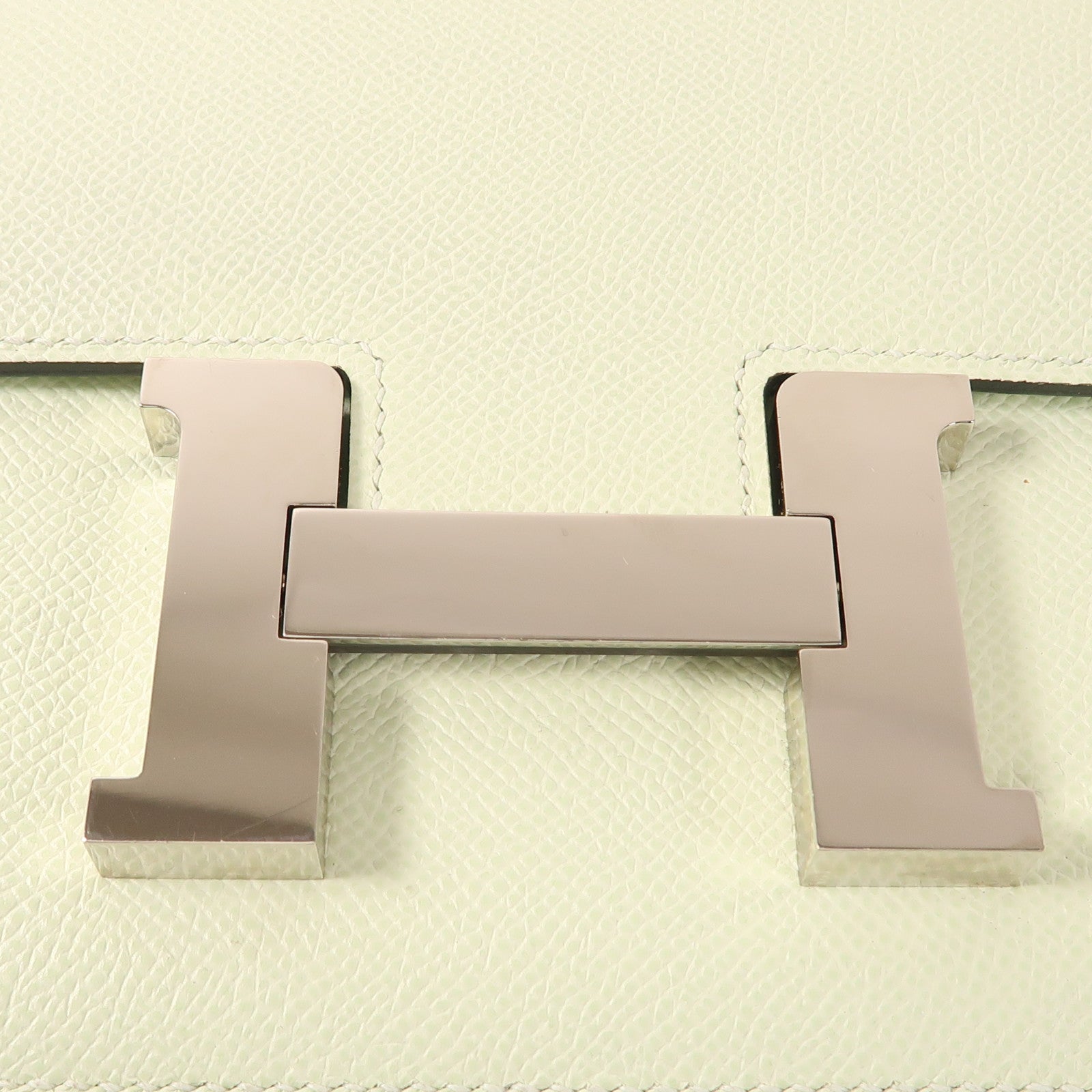 HERMES Epsom皮革Constance 24銀扣肩背袋Vert Fizz淺綠色
