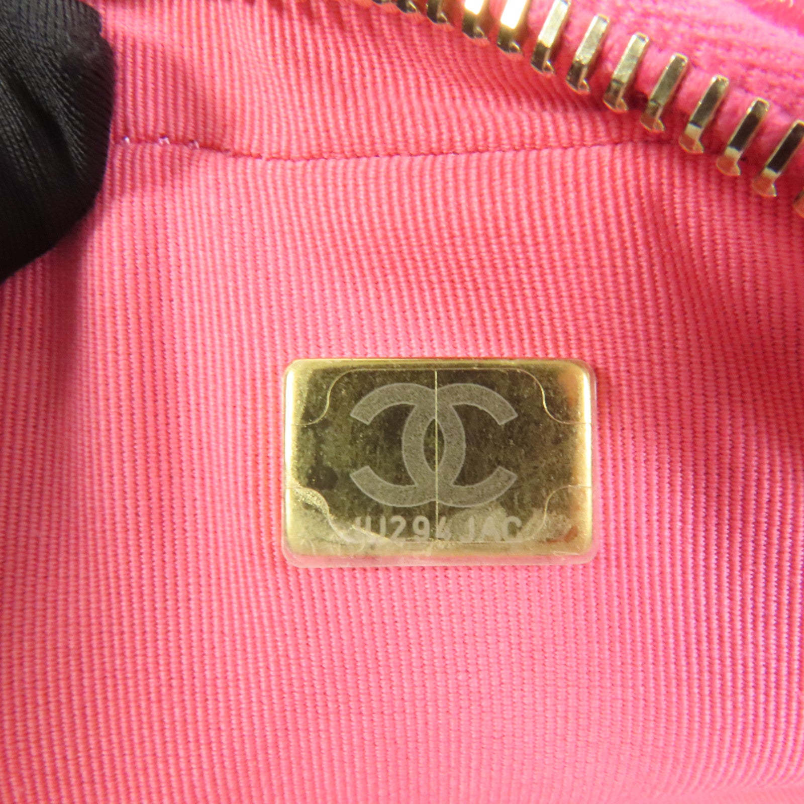 CHANEL 牛皮皮革Melody Backpack金扣背包