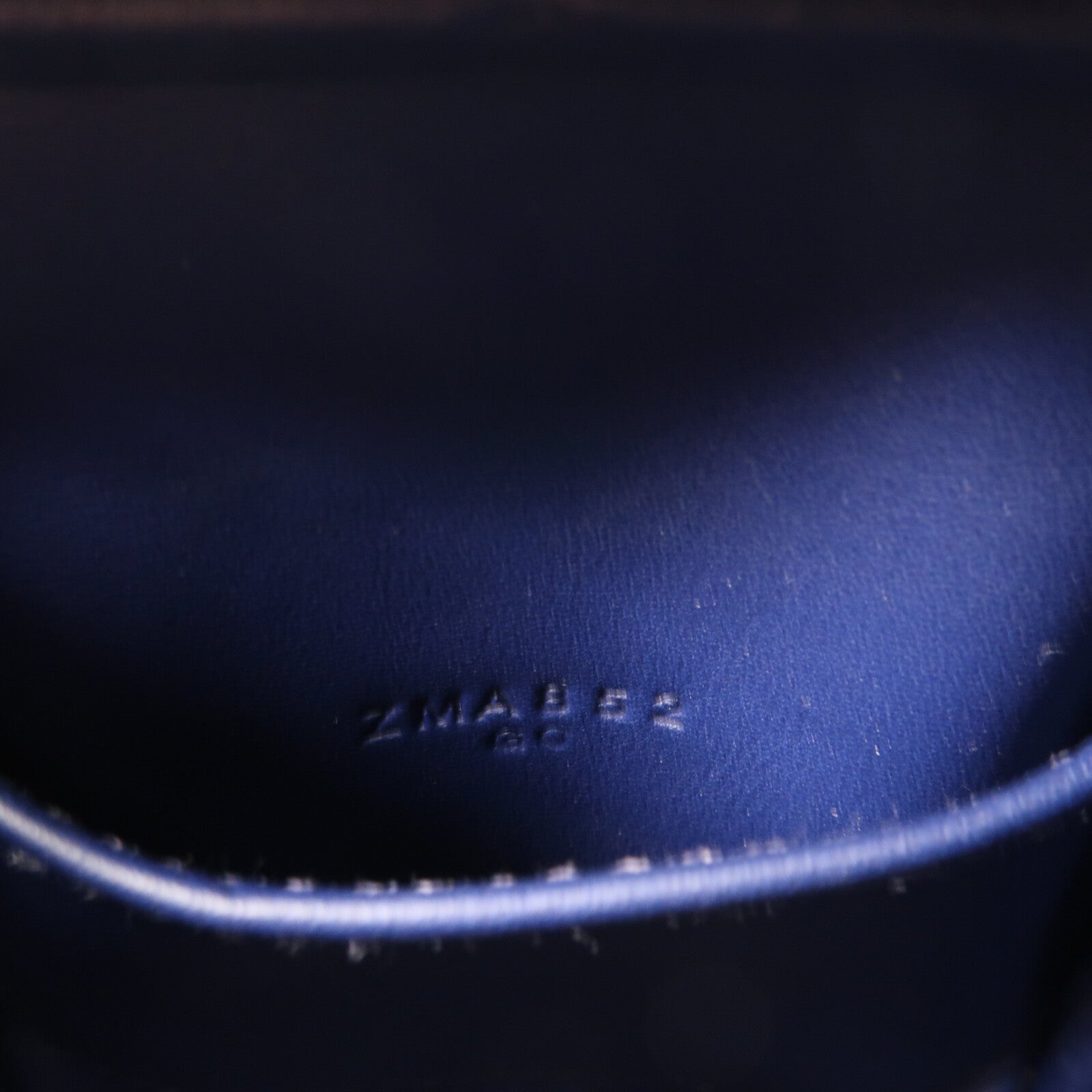 HERMES Swift皮革Mini Lindy金扣手挽肩背兩用袋Bleu Encre