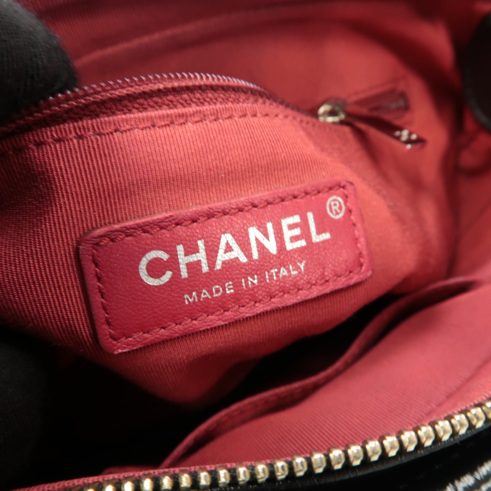 CHANEL 【激減優惠】菱格Aged Calf皮革Gabrielle Small金/銀扣鏈帶肩背袋黒色