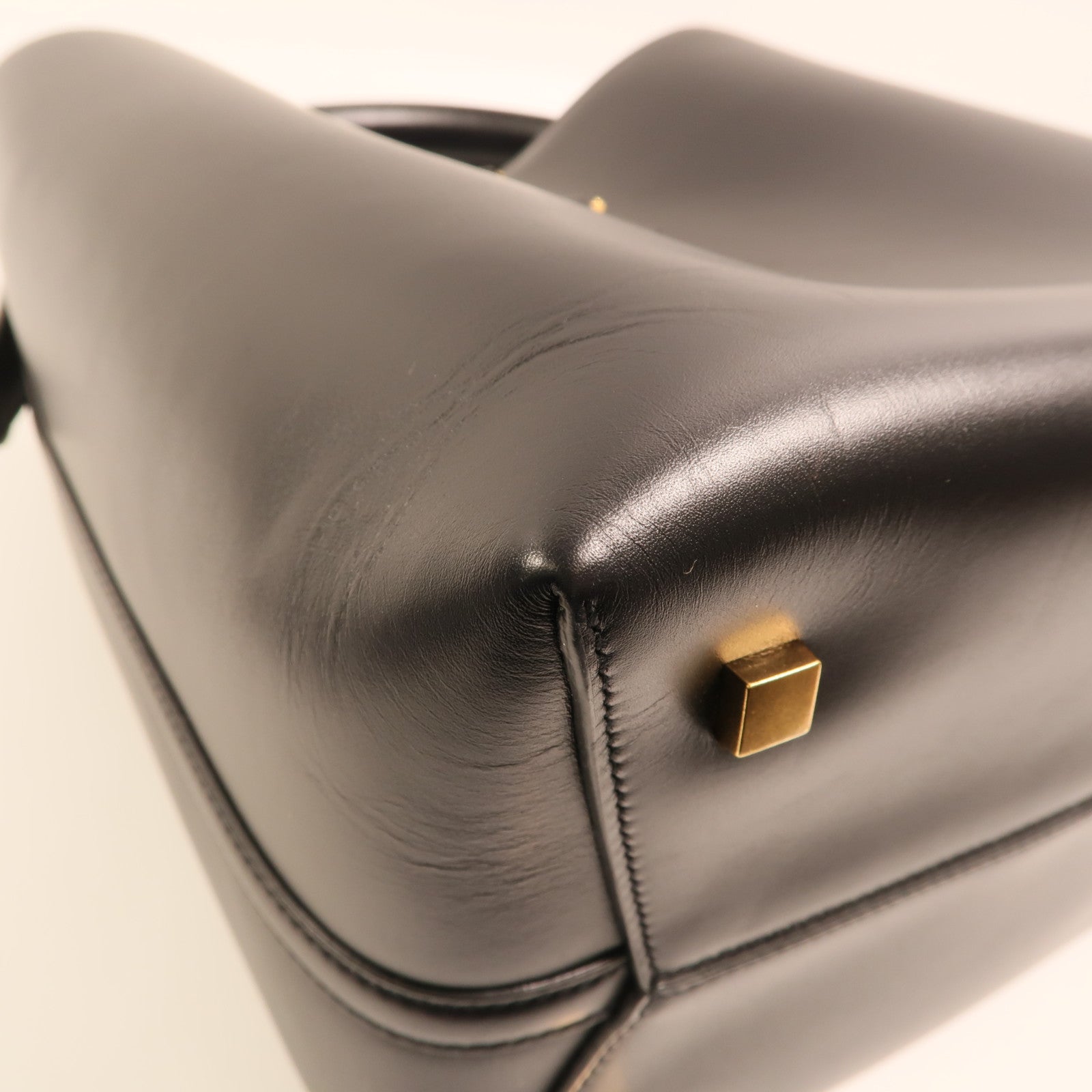 SAINT LAURENT 牛皮皮革Le 37金扣手挽肩背兩用袋