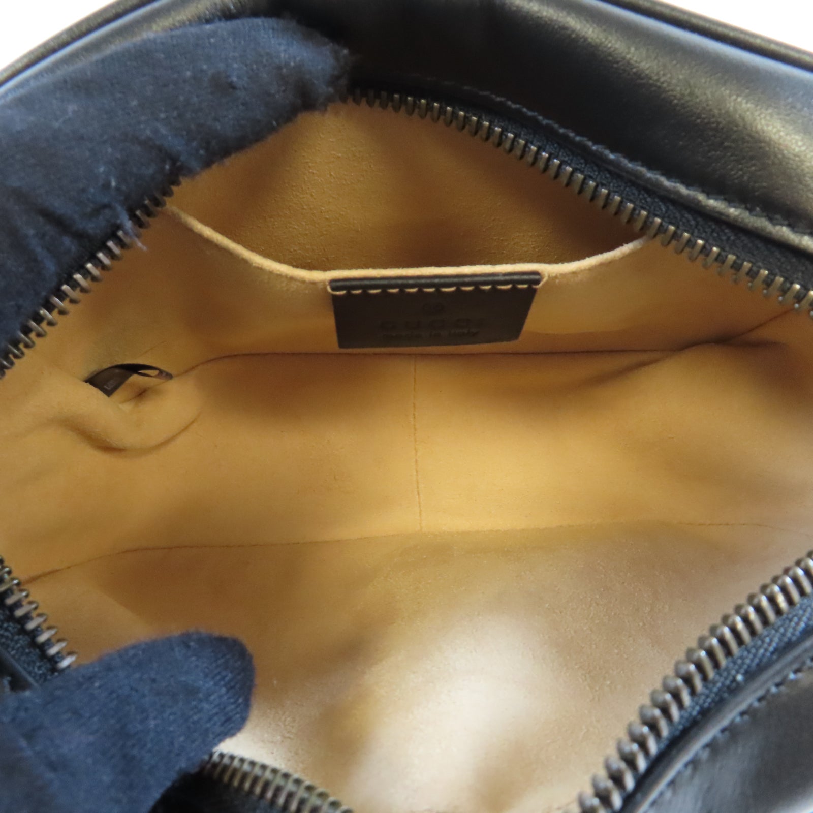 GUCCI 【激減優惠】牛皮皮革GG Marmont金扣肩背袋黑色