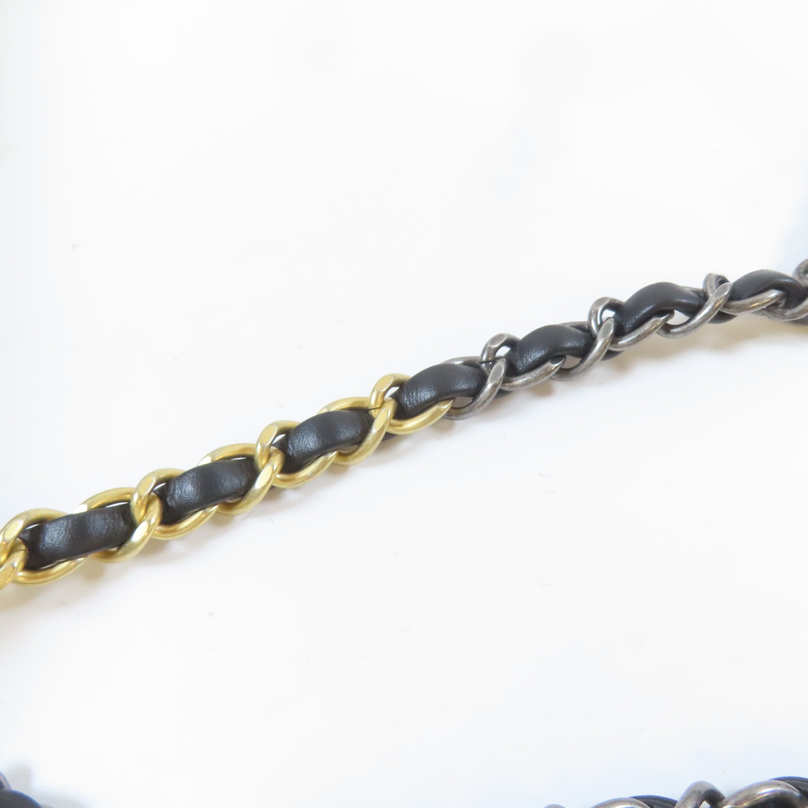 CHANEL 菱格羊皮皮革Pearl Hairpin Badge Chain Shoulder Bag金扣/銀扣鏈帶肩背袋黑色