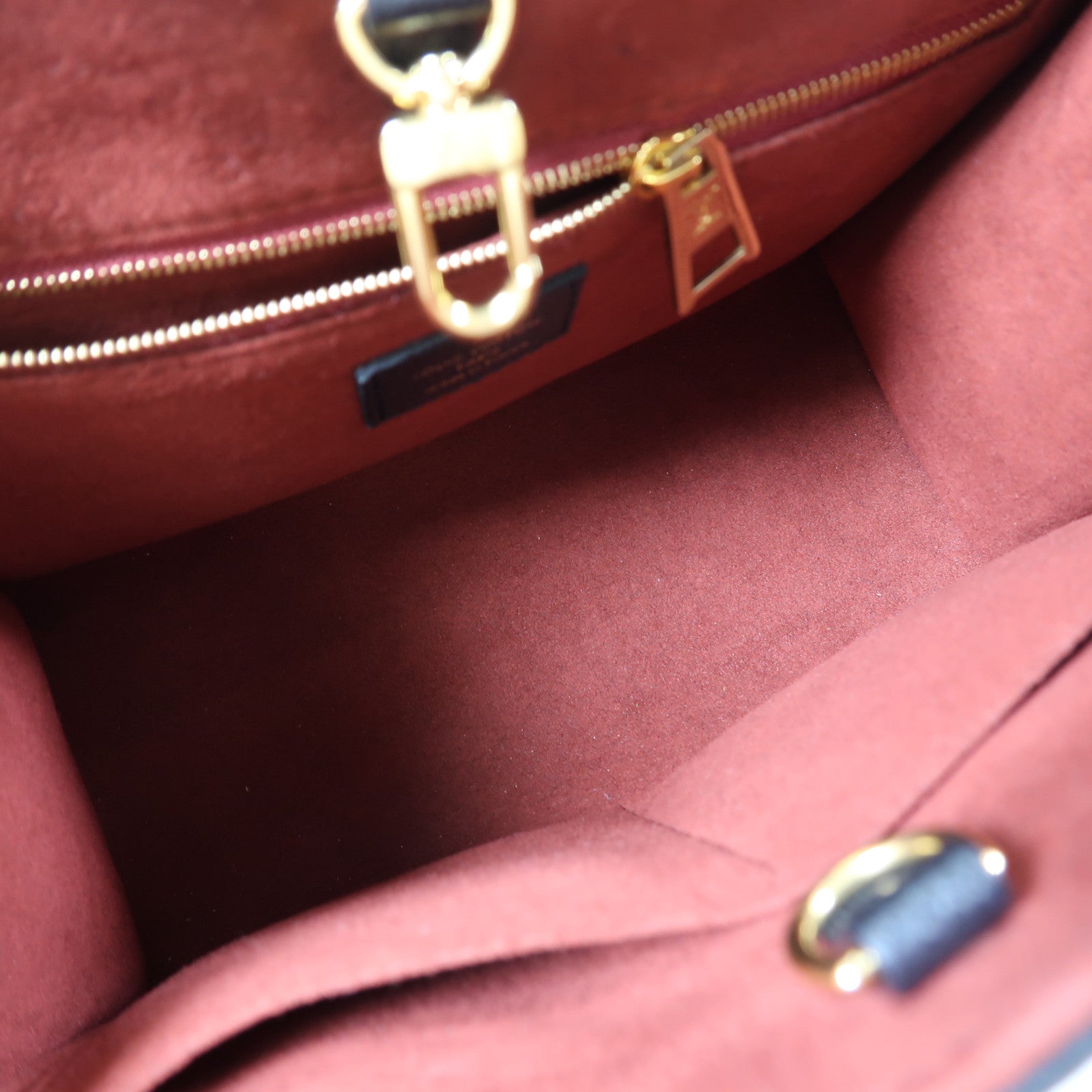 LOUIS VUITTON Monogram Empreinte On The Go金扣手挽肩背兩用袋黑色/米色