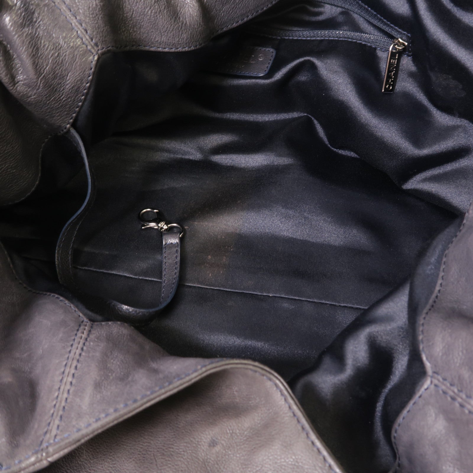 CHANEL 牛皮皮革Chain Shoulder銀扣鏈帶肩背袋