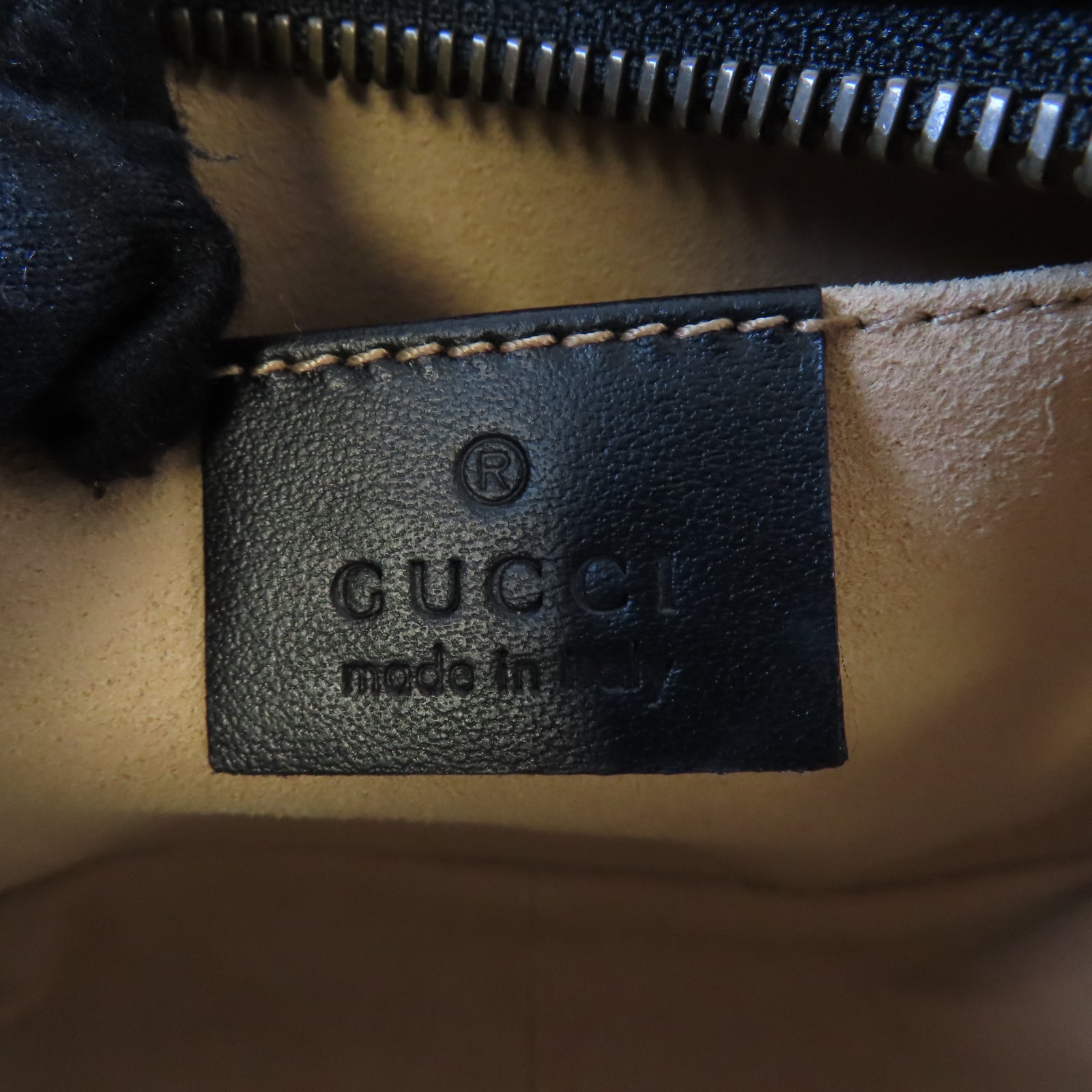 GUCCI 【激減優惠】牛皮皮革GG Marmont金扣肩背袋黑色