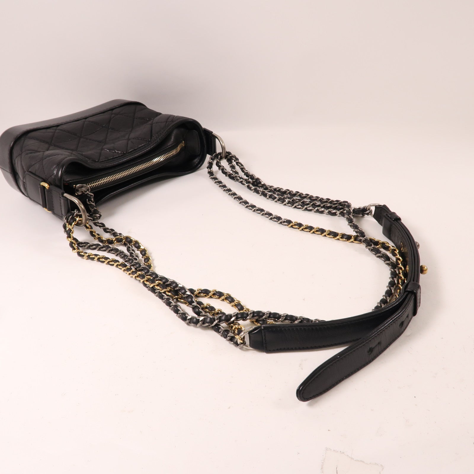 CHANEL 牛皮皮革Gabrielle Small金扣/銀扣鏈帶肩背袋黑色