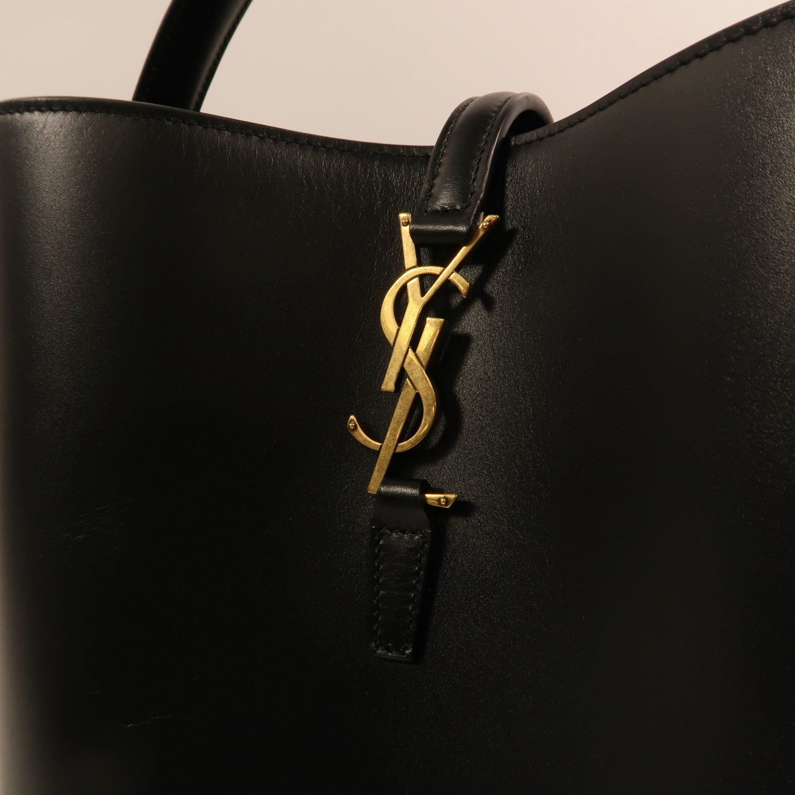 SAINT LAURENT 牛皮皮革Le 37金扣手挽肩背兩用袋