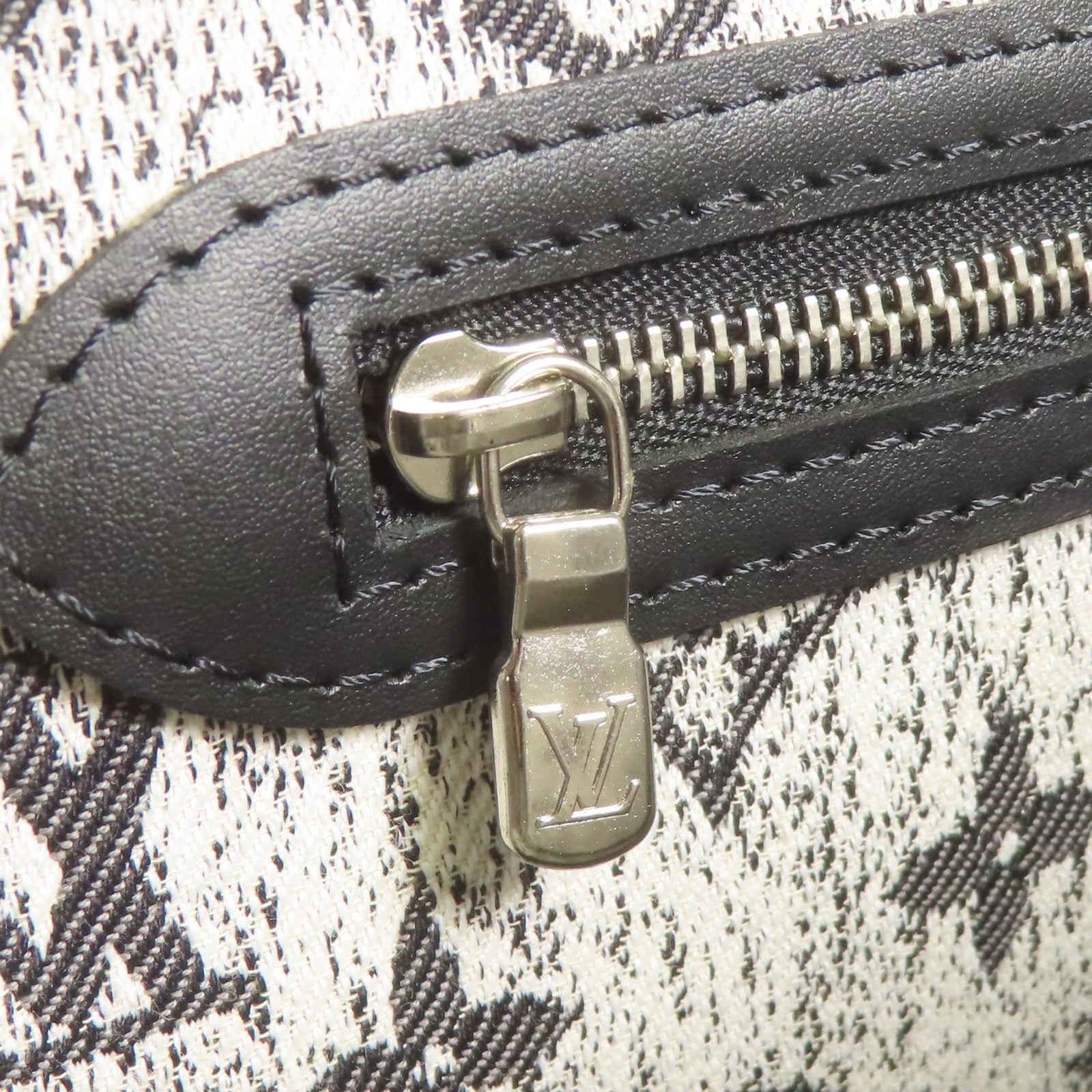 LOUIS VUITTON Monogram Jaquard Neverfull MM銀扣肩背袋