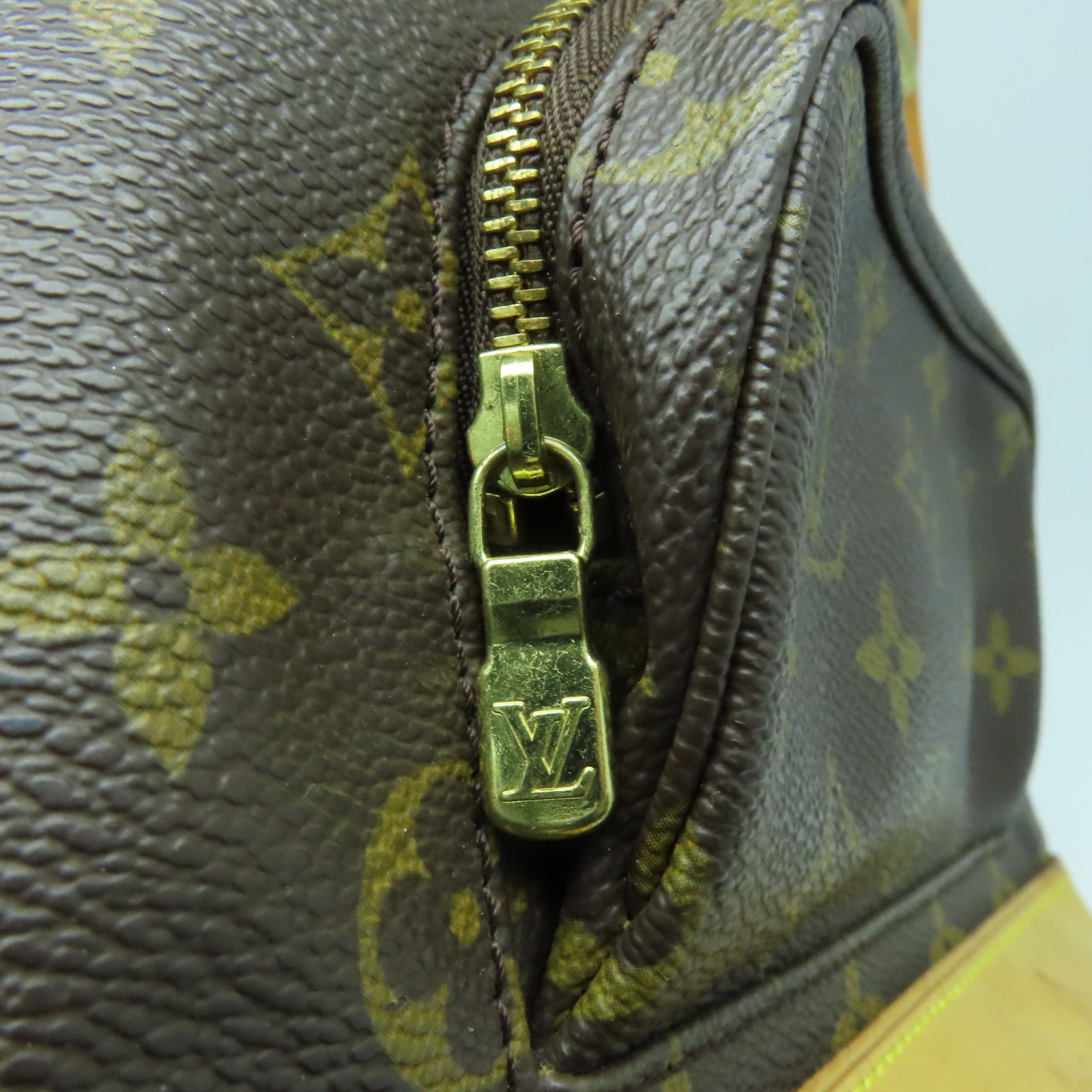 LOUIS VUITTON Monogram Montsouris MM金扣背包啡色