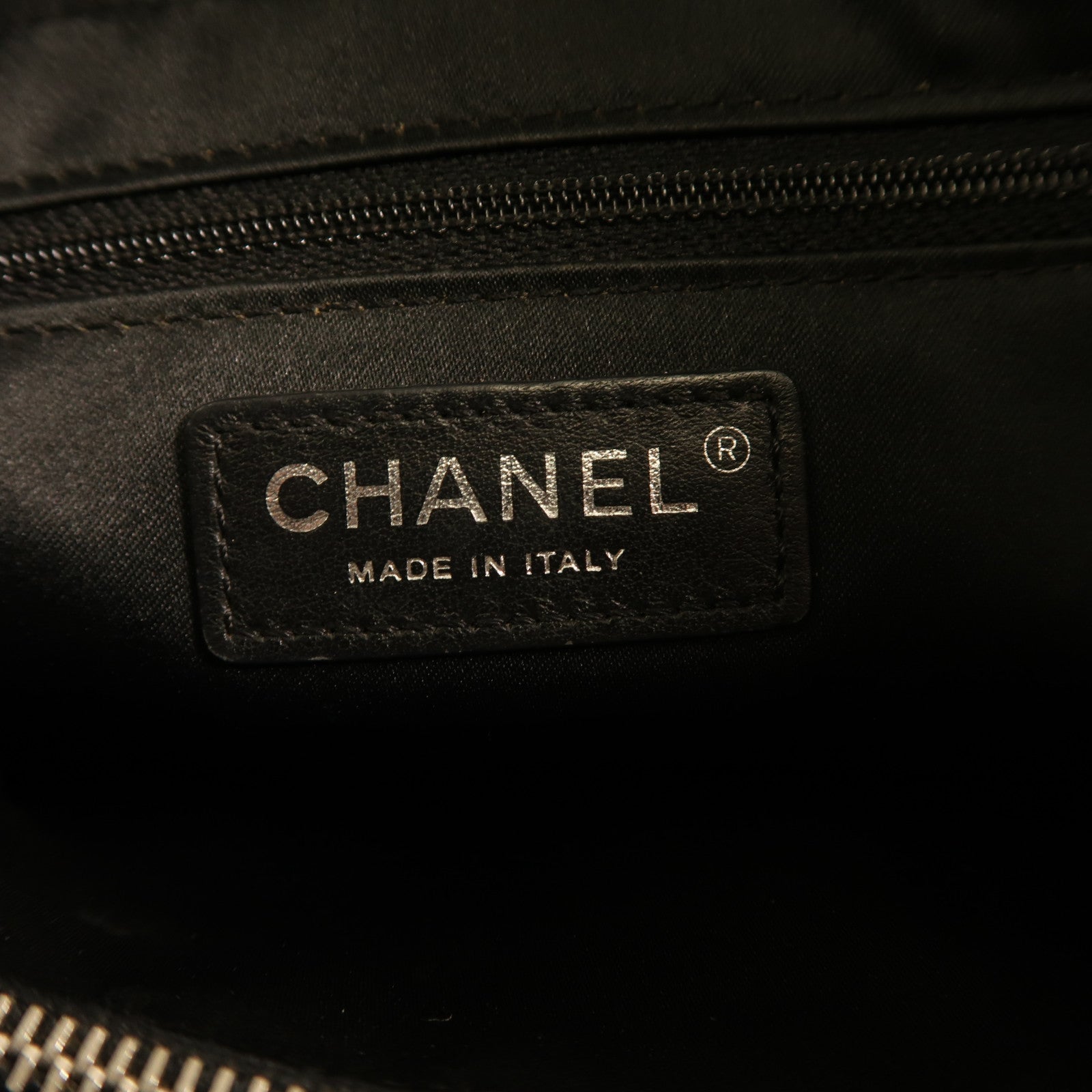 CHANEL 羊皮皮革Shoulder Bag銀扣鏈帶肩背袋黑色
