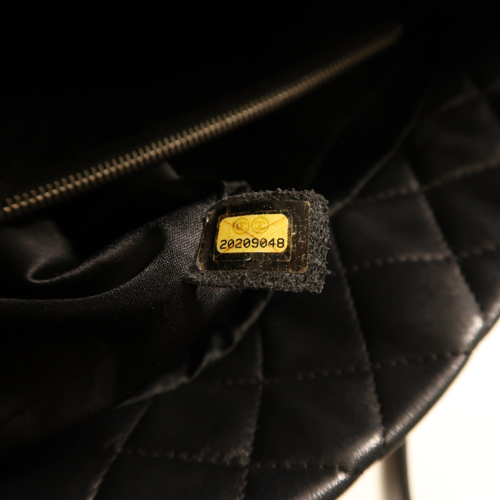 CHANEL 羊皮皮革Shoulder Bag銀扣鏈帶肩背袋黑色