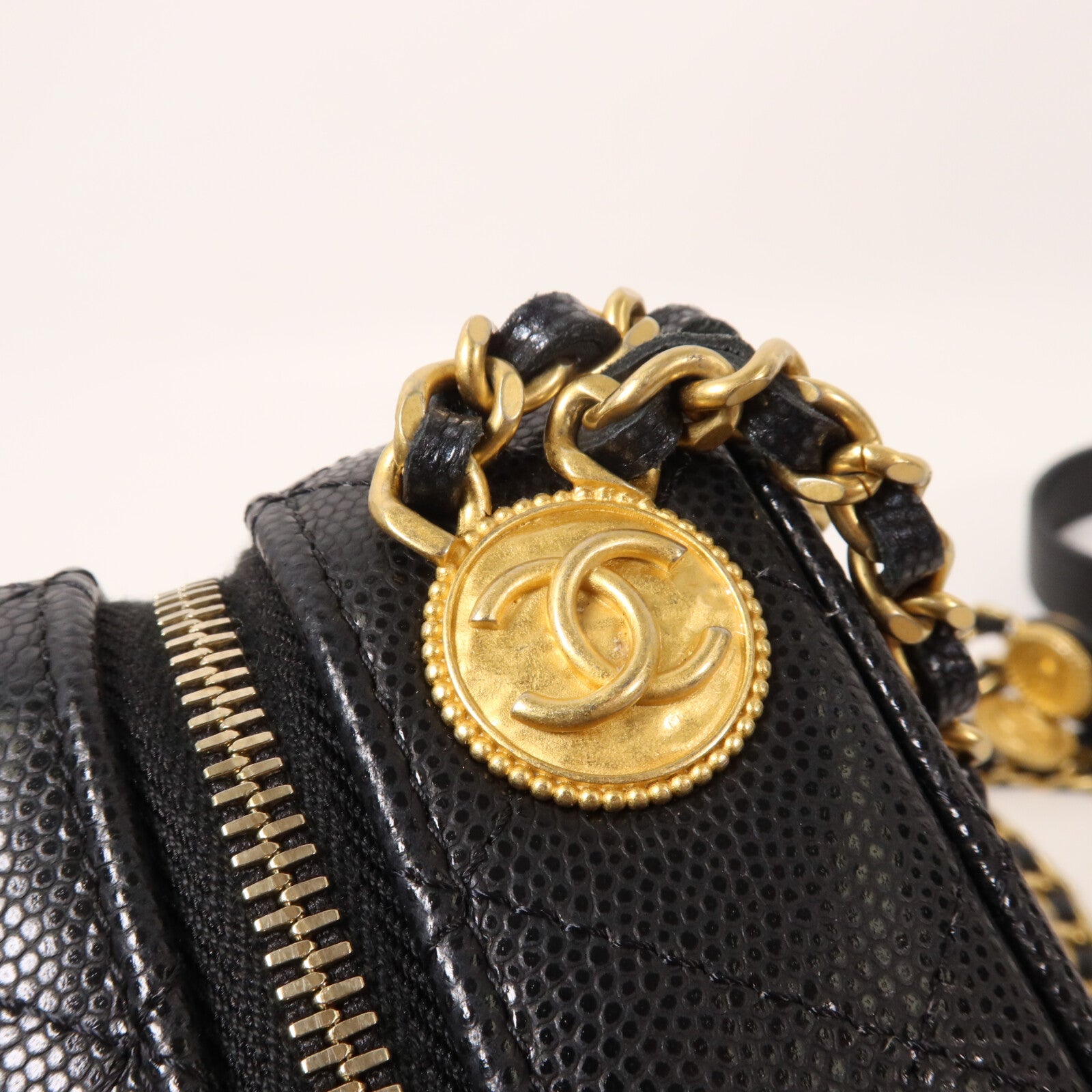 CHANEL 牛皮皮革Camera Bag鏈帶肩背袋