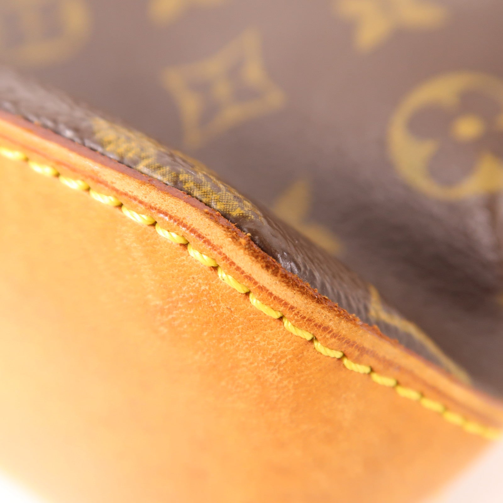 LOUIS VUITTON Monogram Trotteur金扣肩背袋棕色