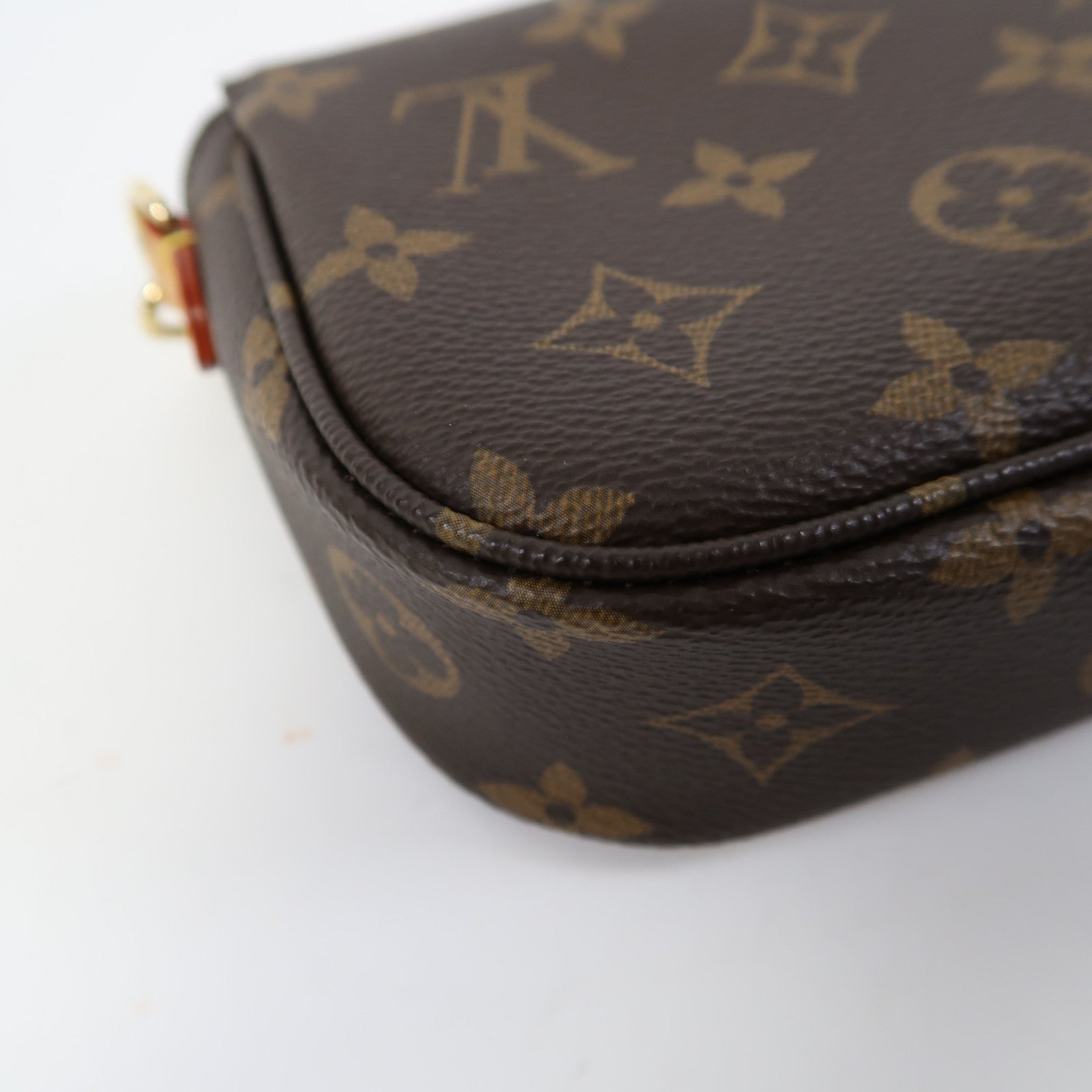 LOUIS VUITTON Monogram Wallet on Chain Ivy金扣肩背袋啡色
