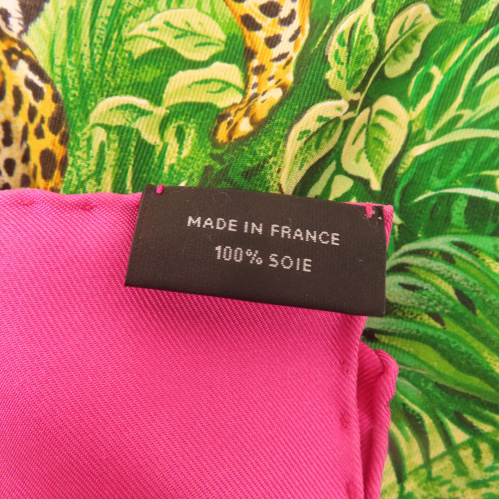 HERMES Scarf 90x90 Silk Pink