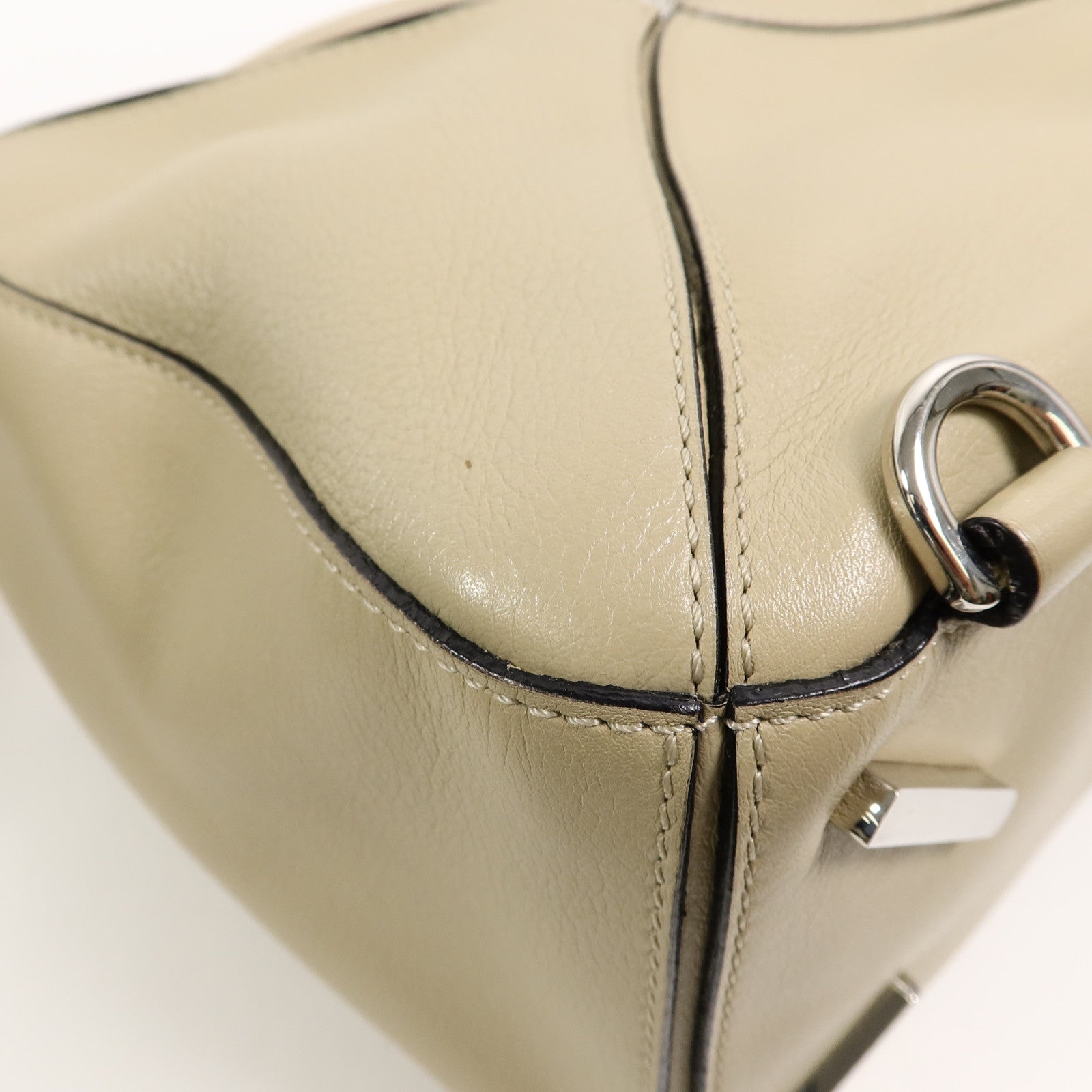LOEWE 牛皮皮革Puzzle Medium手挽肩背兩用袋
