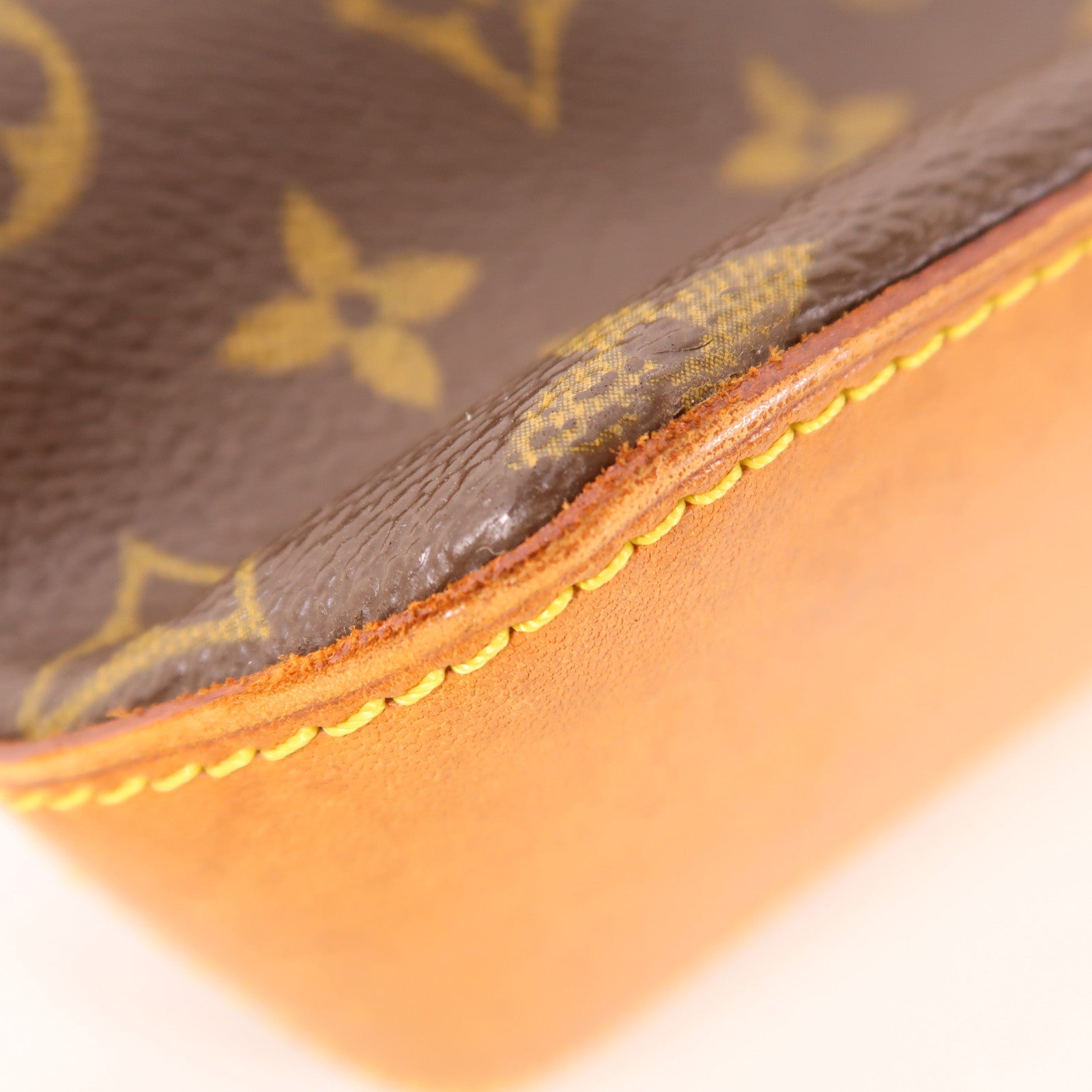 LOUIS VUITTON Monogram Trotteur金扣肩背袋棕色