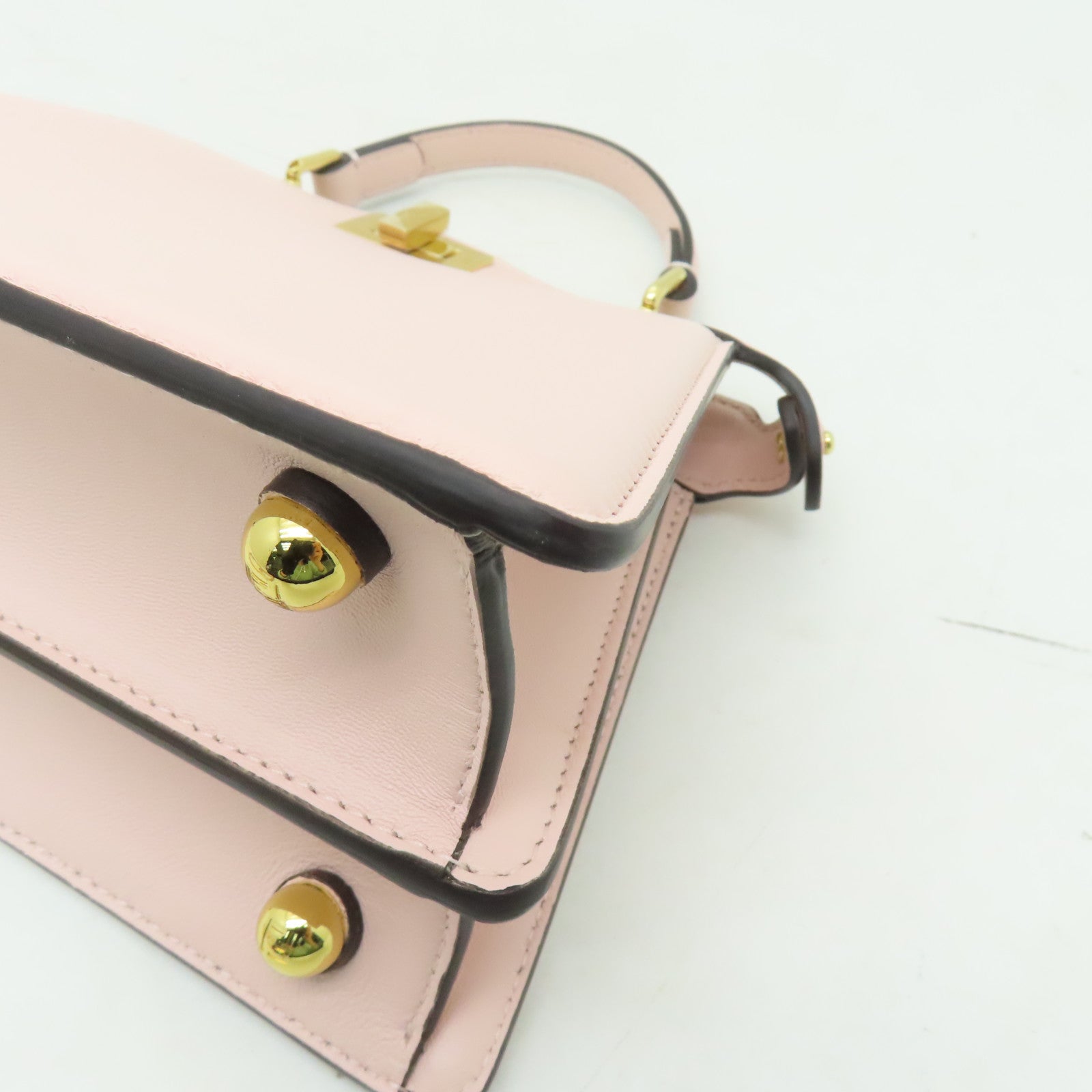 FENDI 【激減優惠】牛皮皮革Peekaboo Iseeu Small金扣手挽肩背兩用袋粉紅色