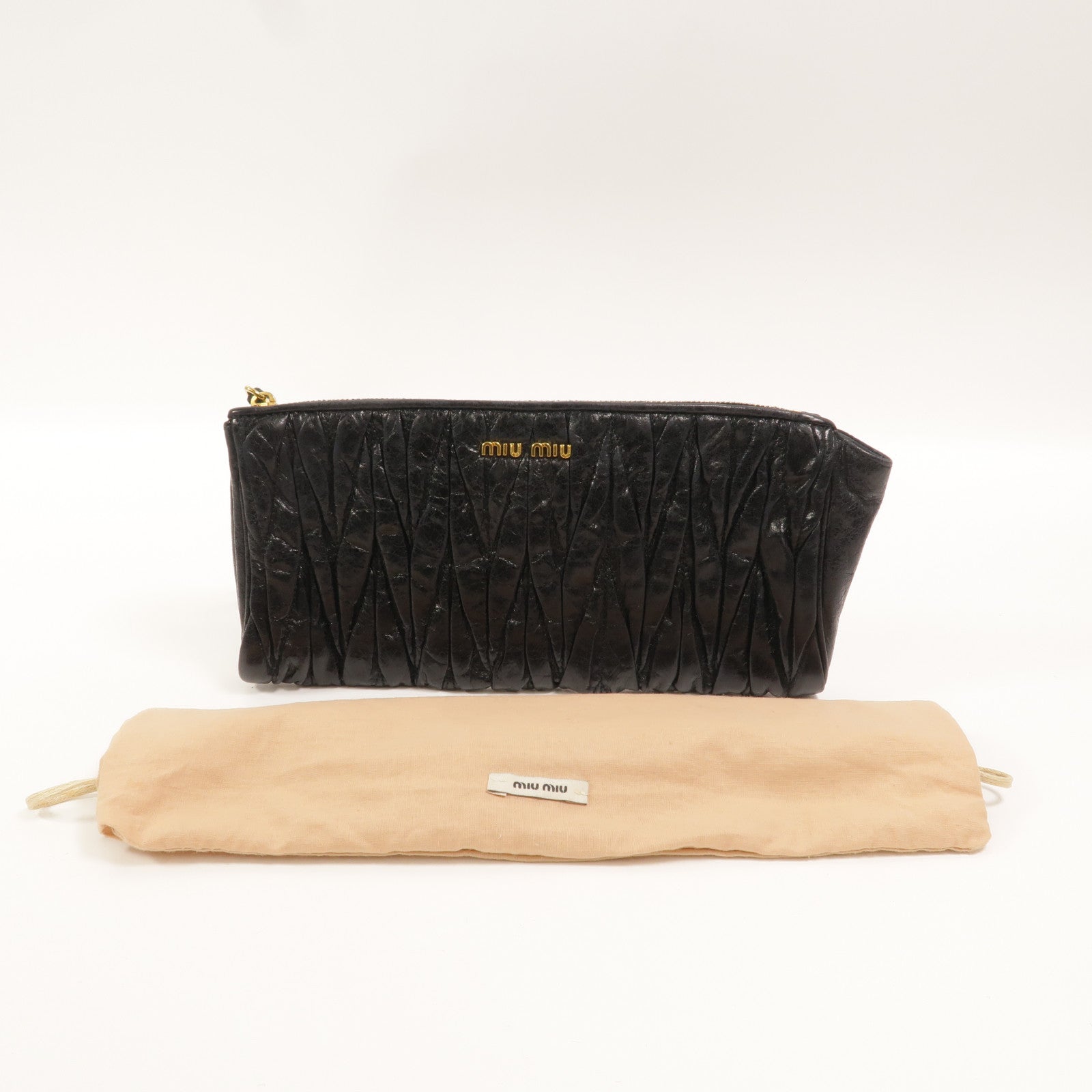 Miu Miu 羊皮皮革Matelasse Pouch手拿包
