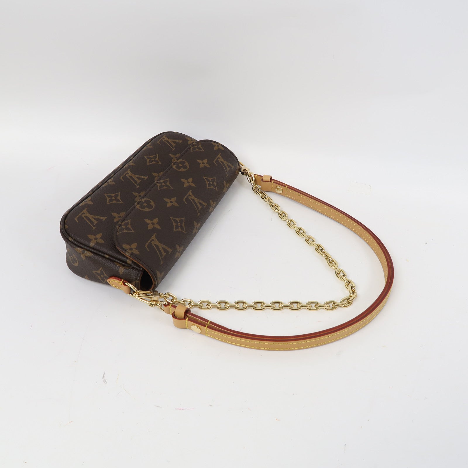 LOUIS VUITTON Monogram Wallet on Chain Ivy金扣肩背袋啡色