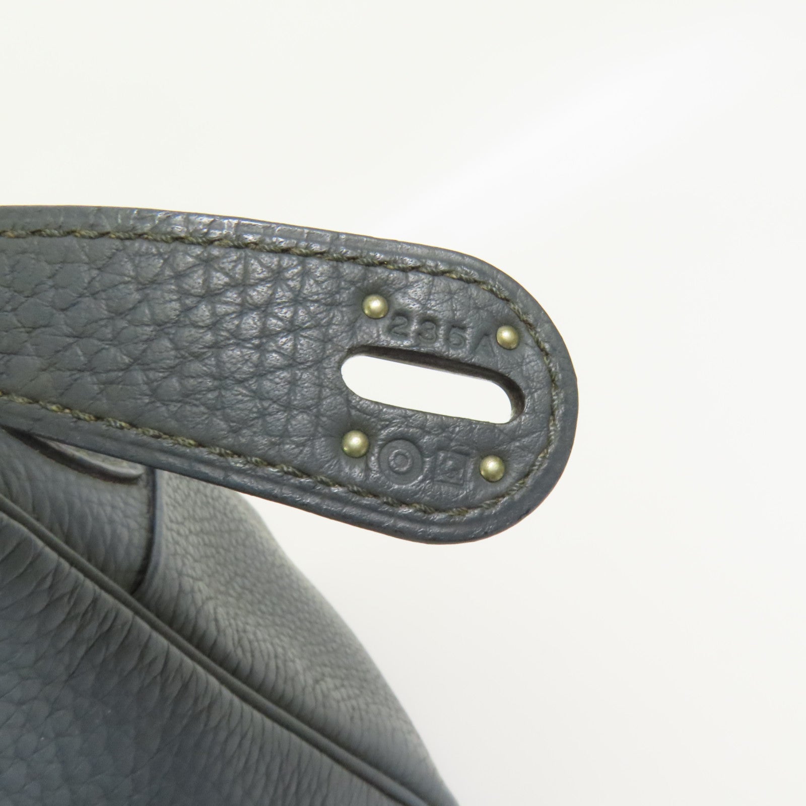 HERMES Clemence皮革Lindy 26銀扣手挽肩背兩用袋Bleu Orage