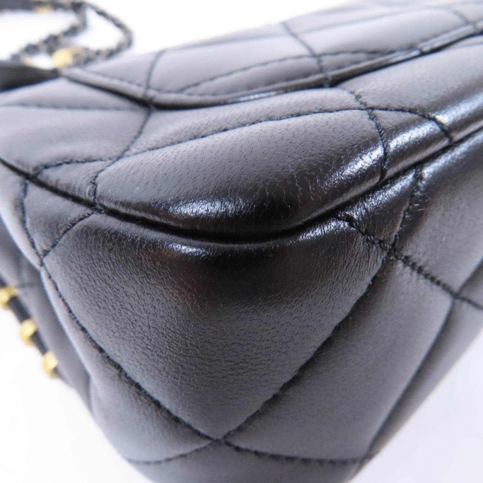 CHANEL 菱格羊皮皮革Classic Flap金扣肩背袋黑色