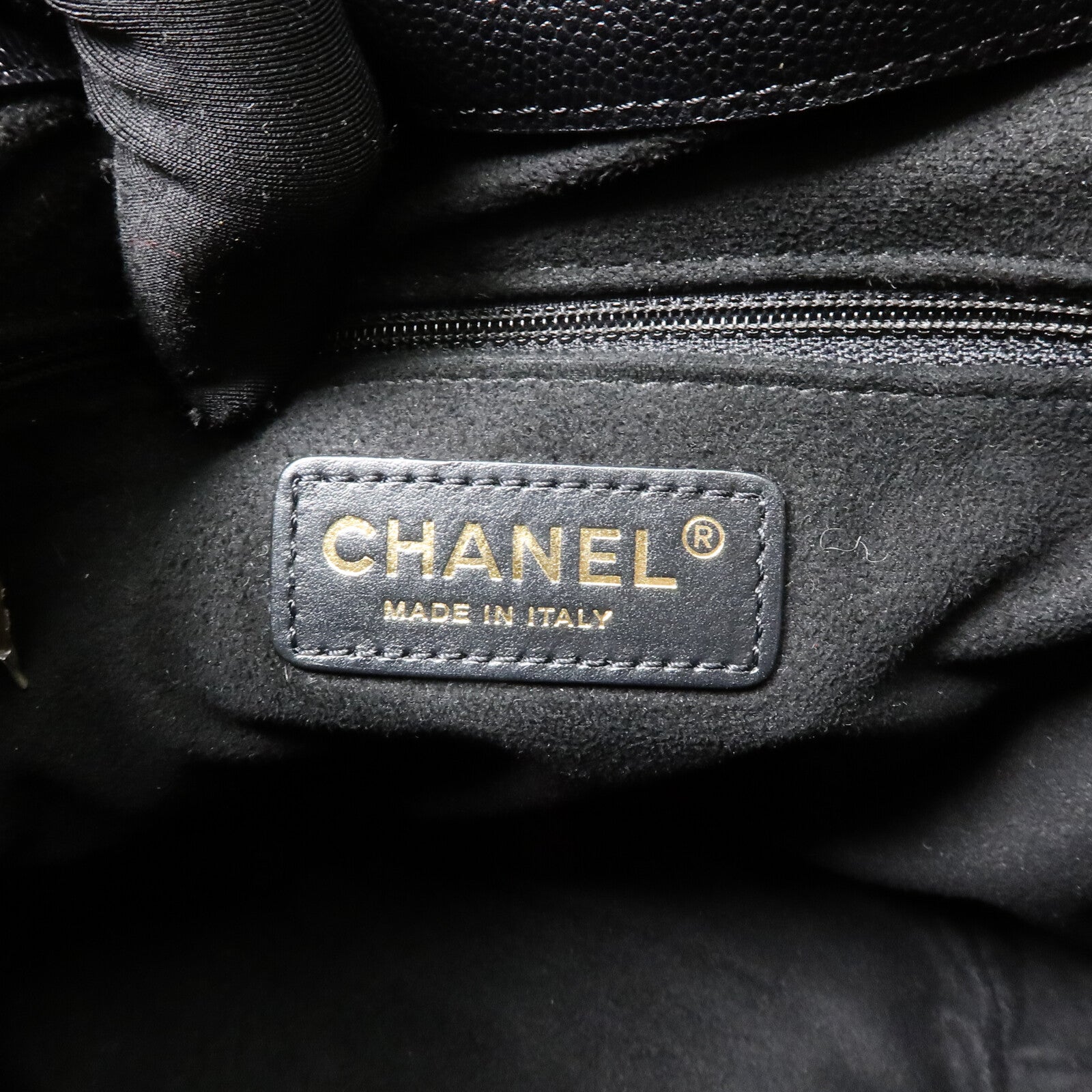 CHANEL 牛皮皮革Drawstring Bucket鏈帶肩背袋