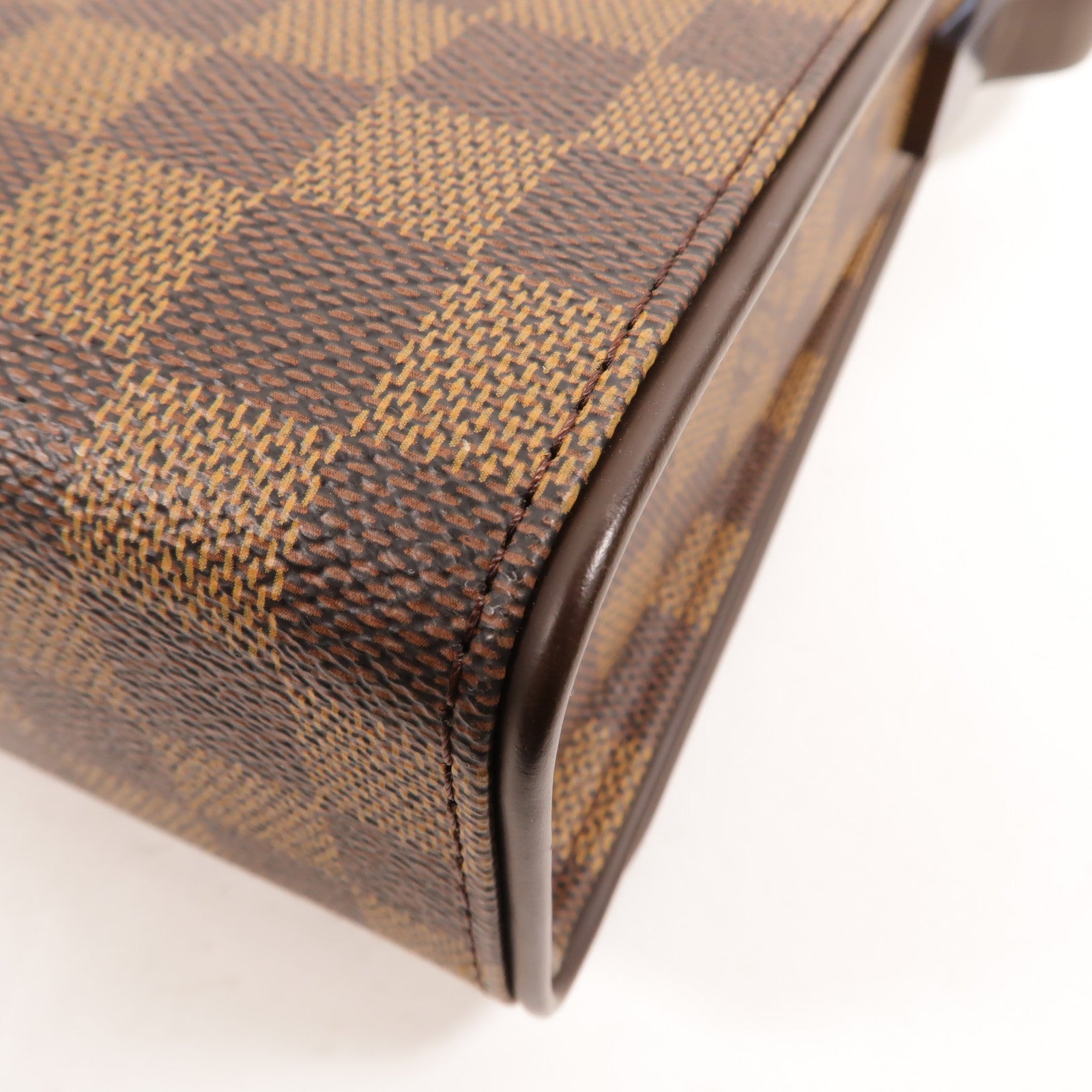 LOUIS VUITTON Damier Tribeca Long肩背袋