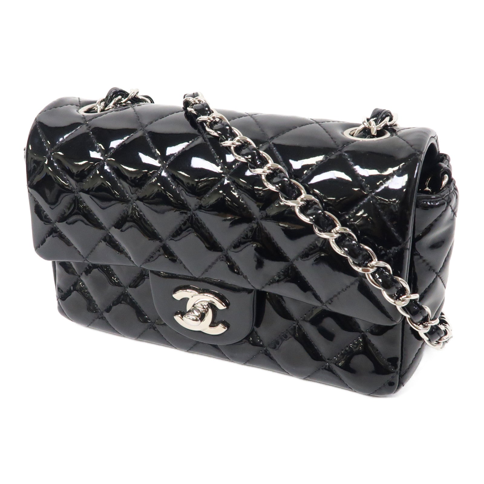 CHANEL 菱格漆皮皮革Classic 20cm銀扣肩背袋黑色