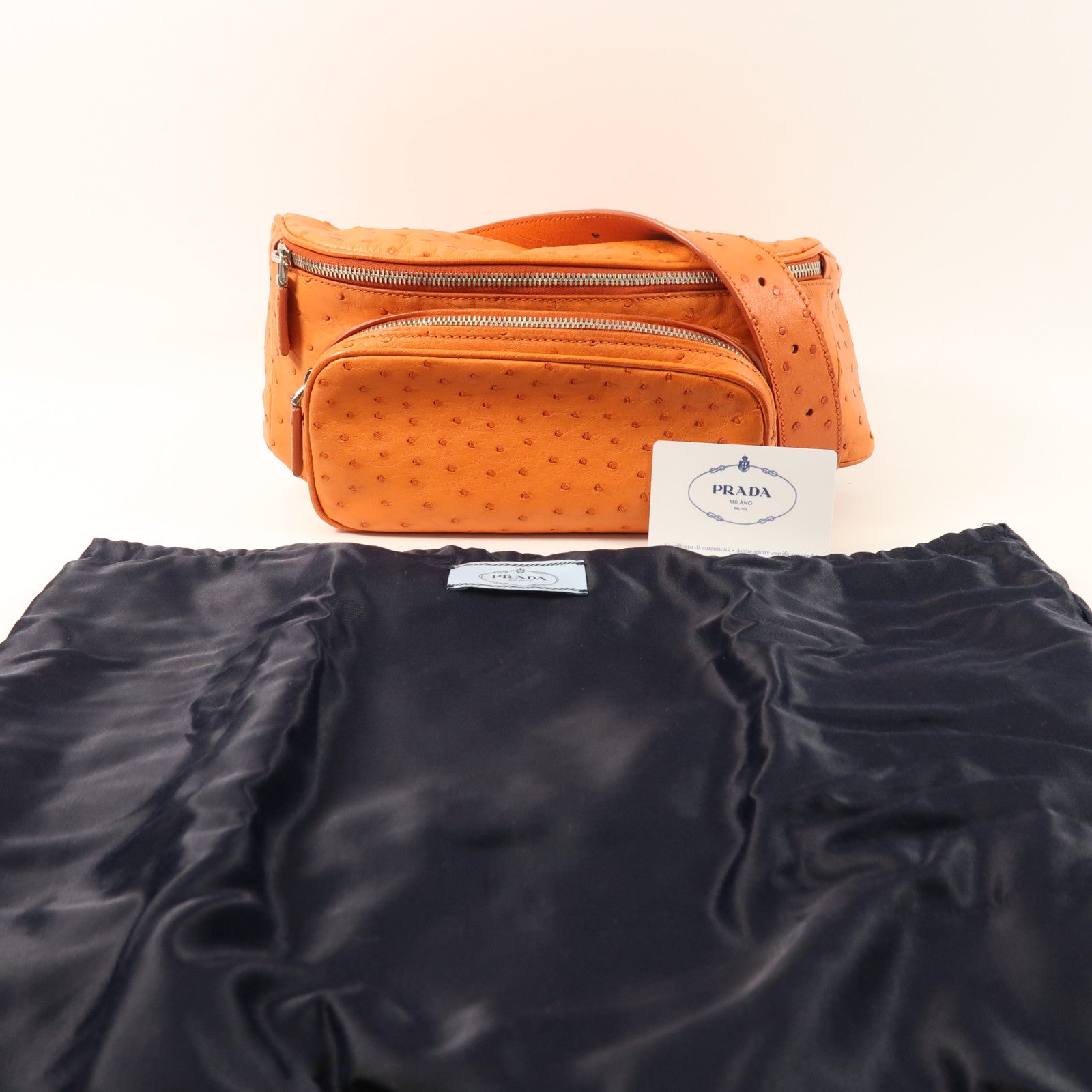 PRADA 【激減優惠】鴕鳥皮革Waist Bag銀扣腰包