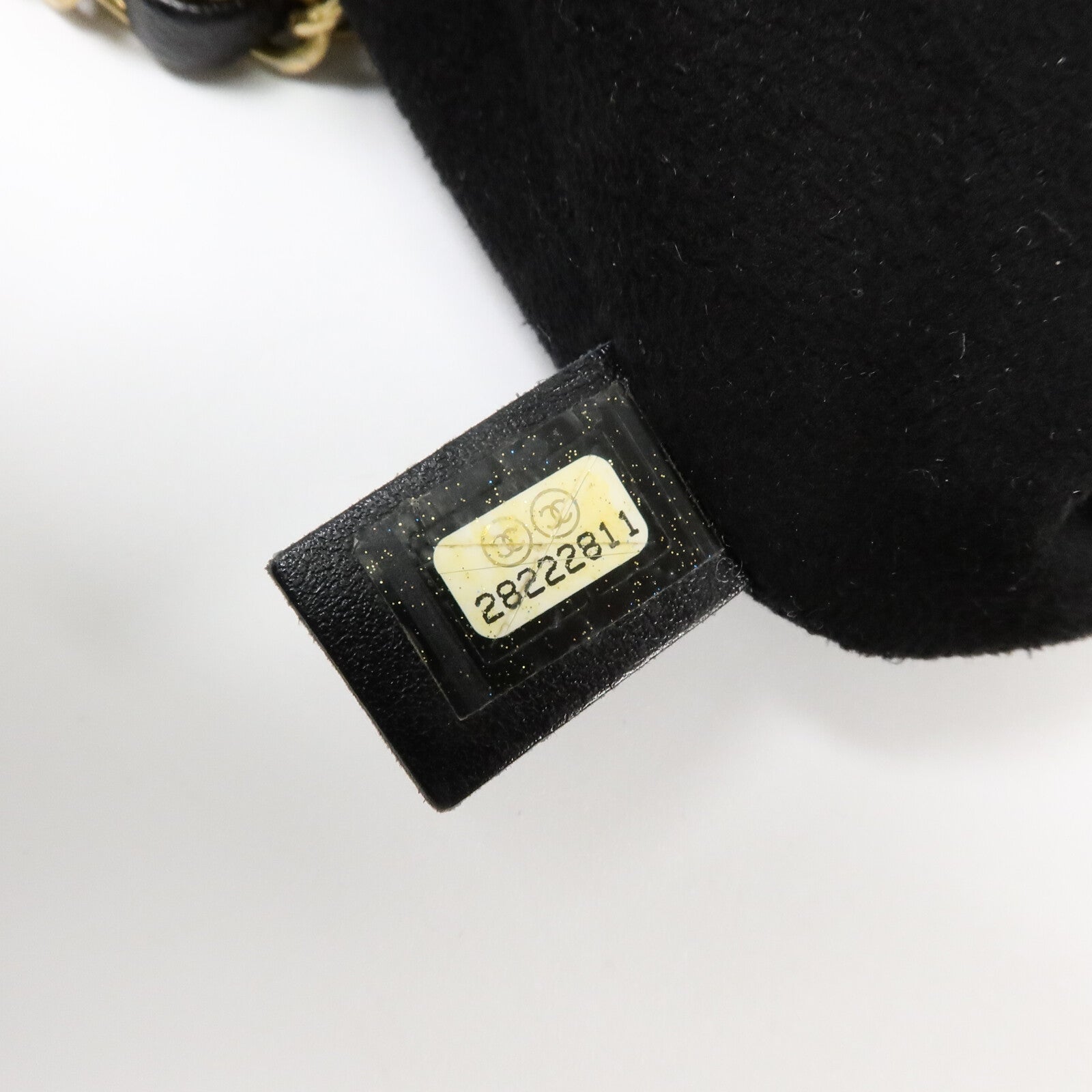 CHANEL 牛皮皮革Drawstring Bucket鏈帶肩背袋
