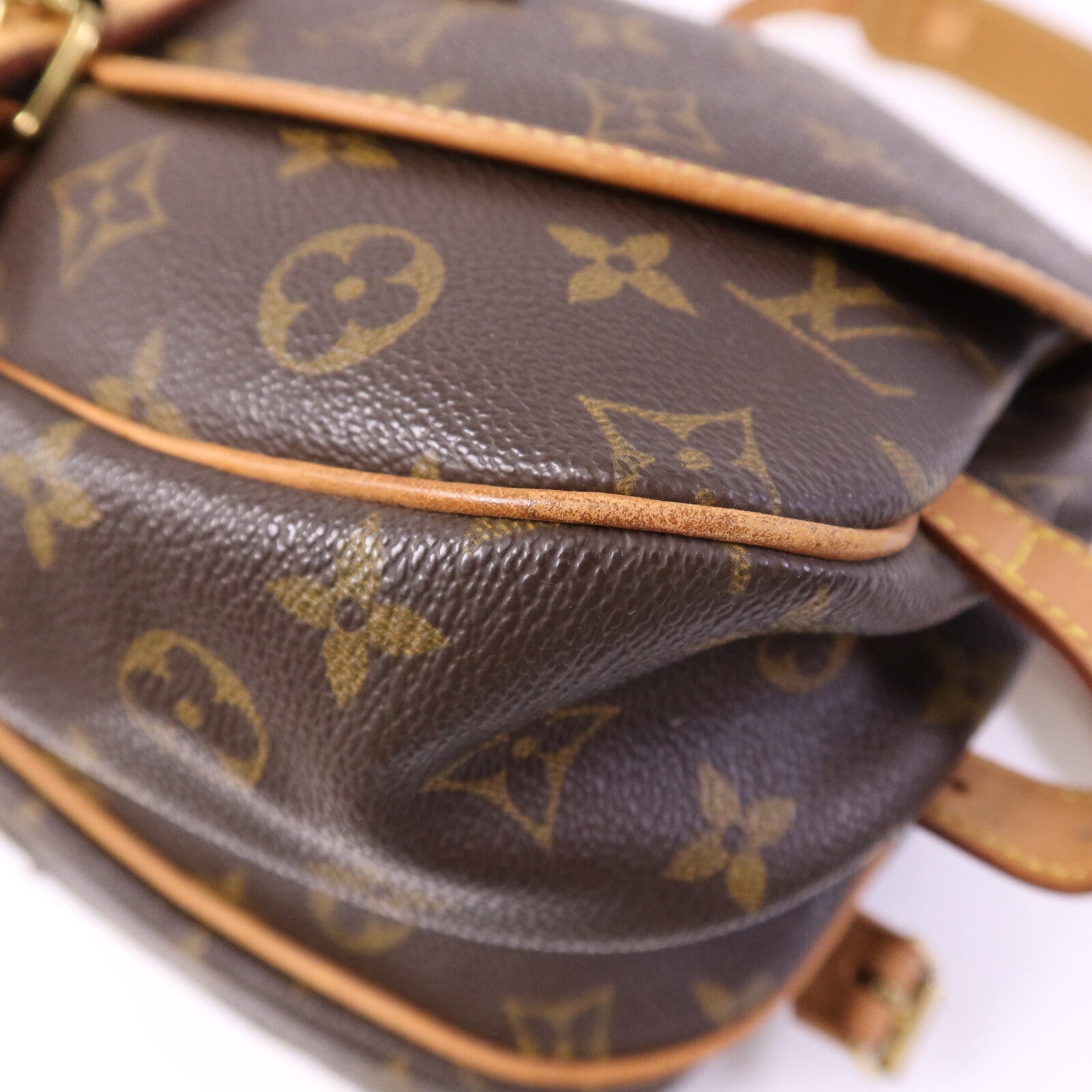 LOUIS VUITTON Monogram Saumur 30金扣肩背袋