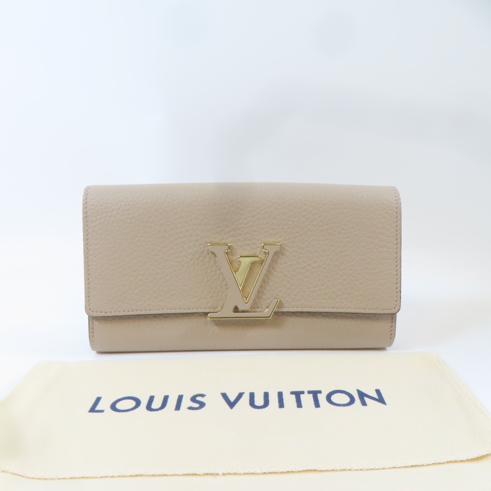 LOUIS VUITTON Taurillon皮革Capucines Wallet金扣長錢包淺褐色