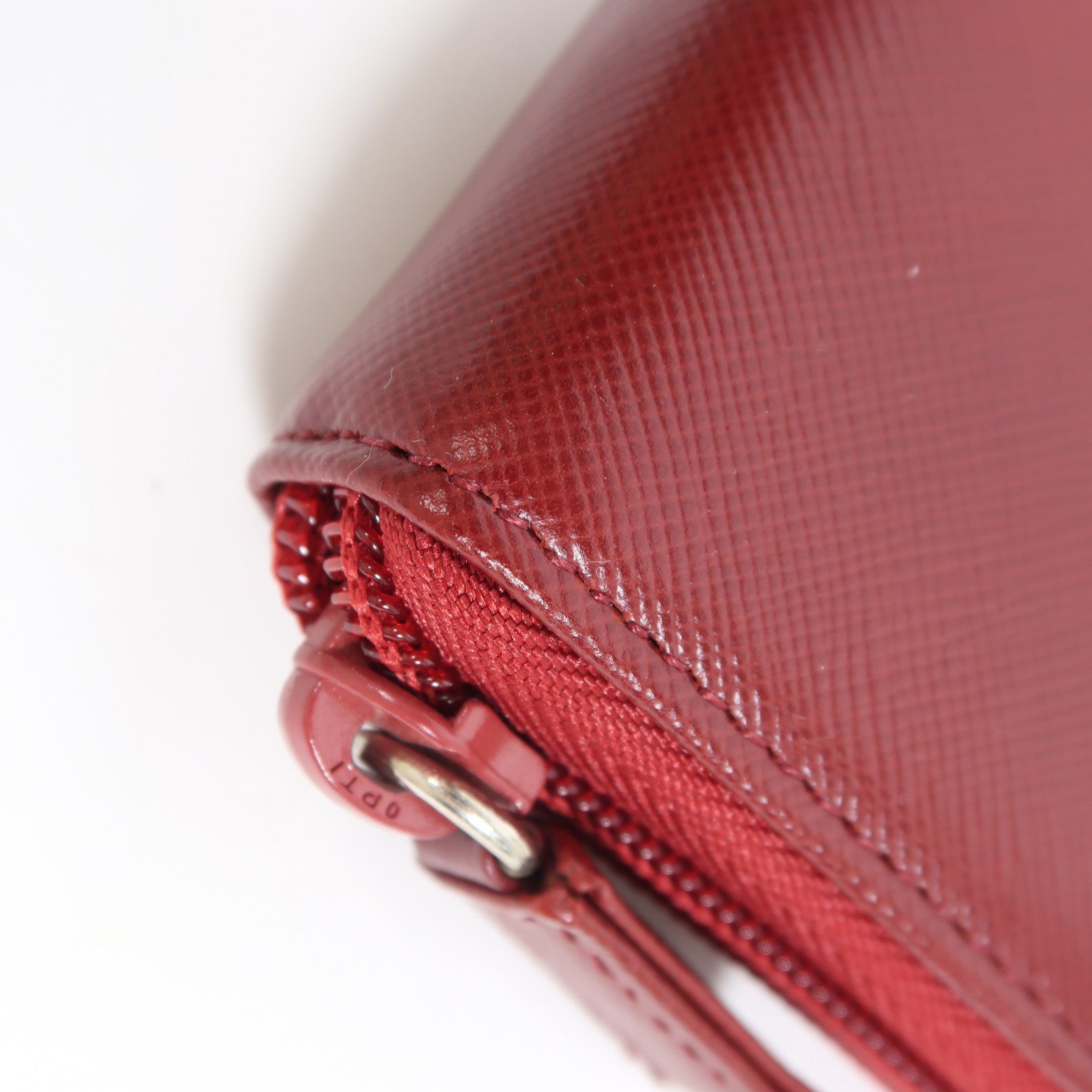 PRADA Saffiano皮革Long Wallet銀扣長錢包紅色