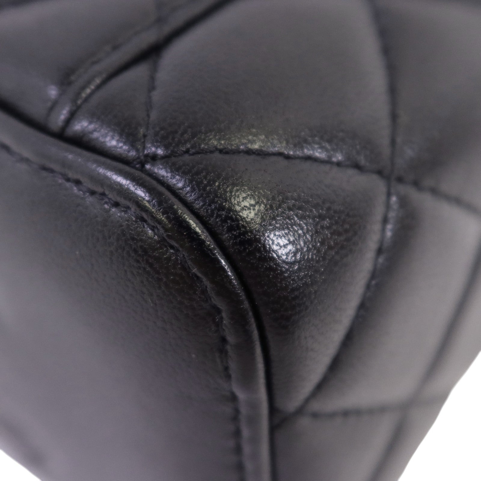 CHANEL 羊皮皮革Long Vanity Case金扣鏈帶手挽肩背兩用袋