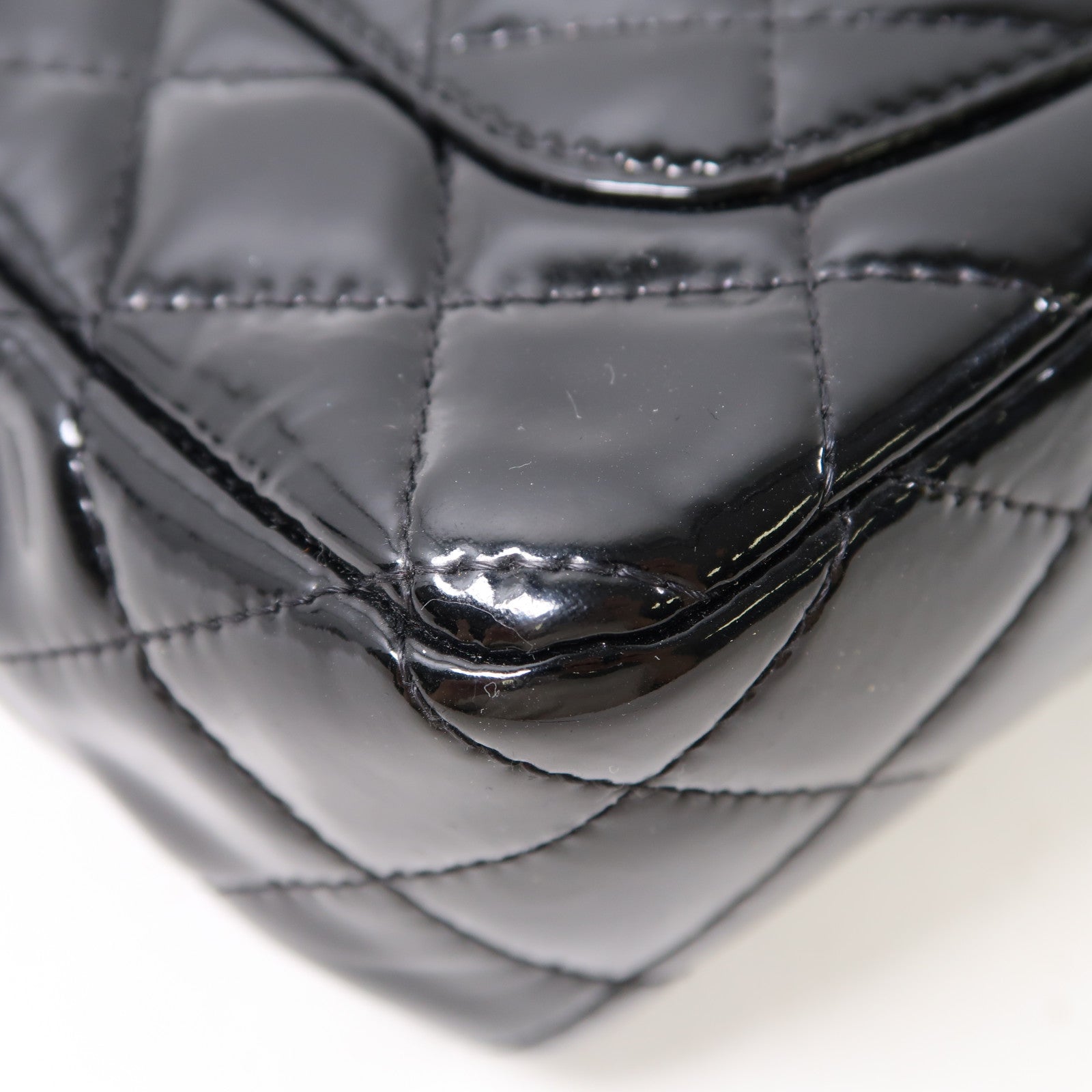 CHANEL 菱格漆皮皮革Chain Shoulder銀扣鏈帶肩背袋黑色