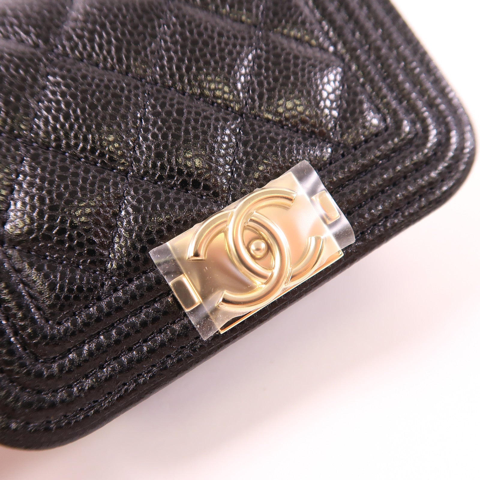 CHANEL 牛皮皮革Boy金扣鏈帶肩背袋