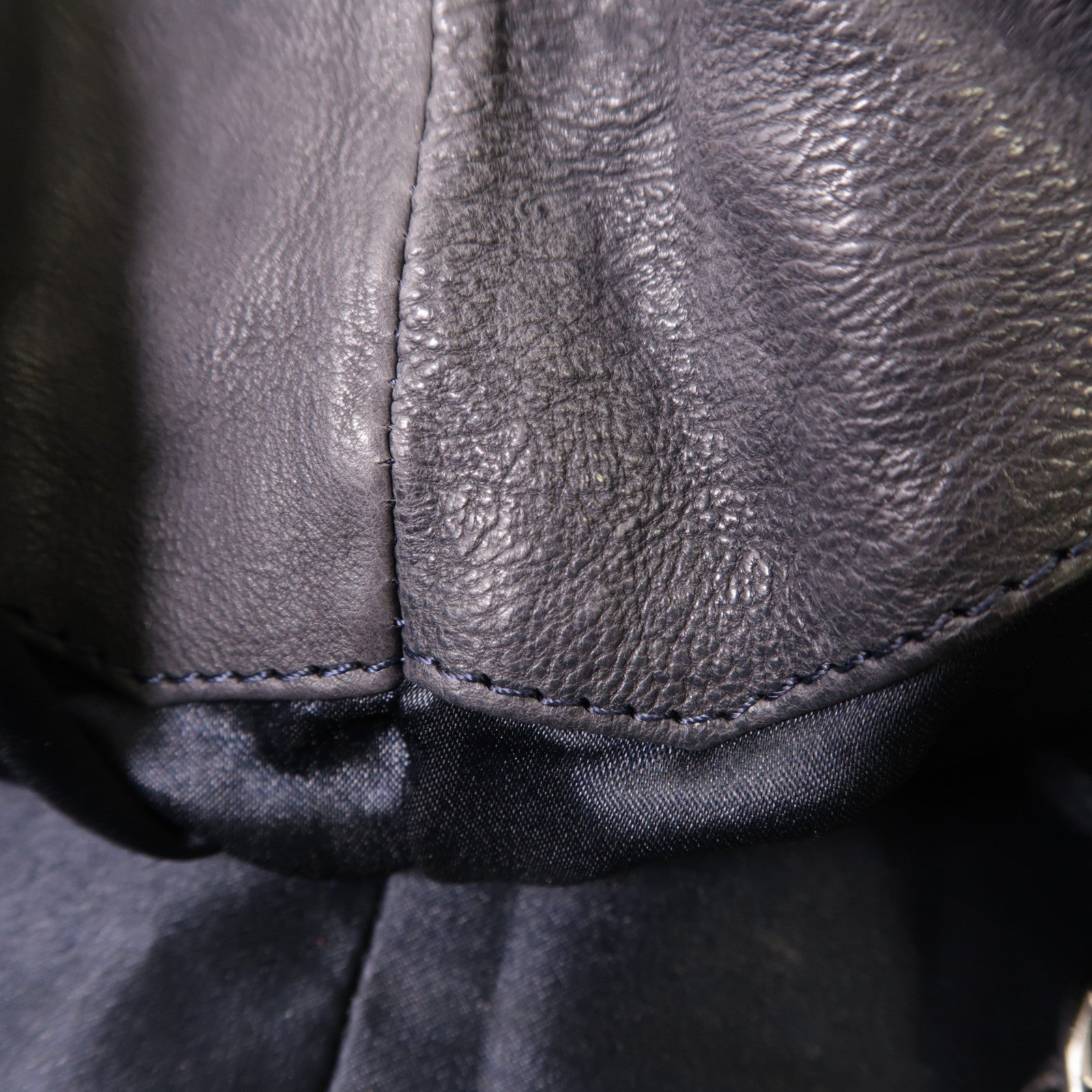 CHANEL 牛皮皮革Chain Shoulder銀扣鏈帶肩背袋